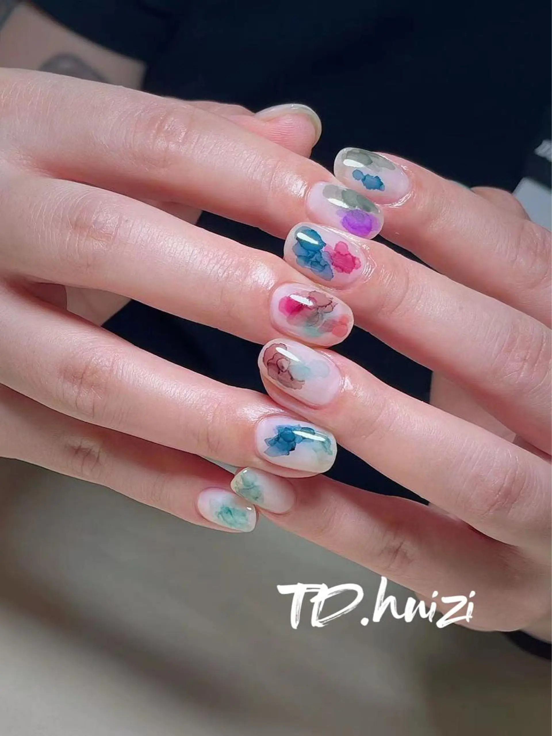 ショート めぐみのネイルサロン スタッフ練習のネイルデザイン