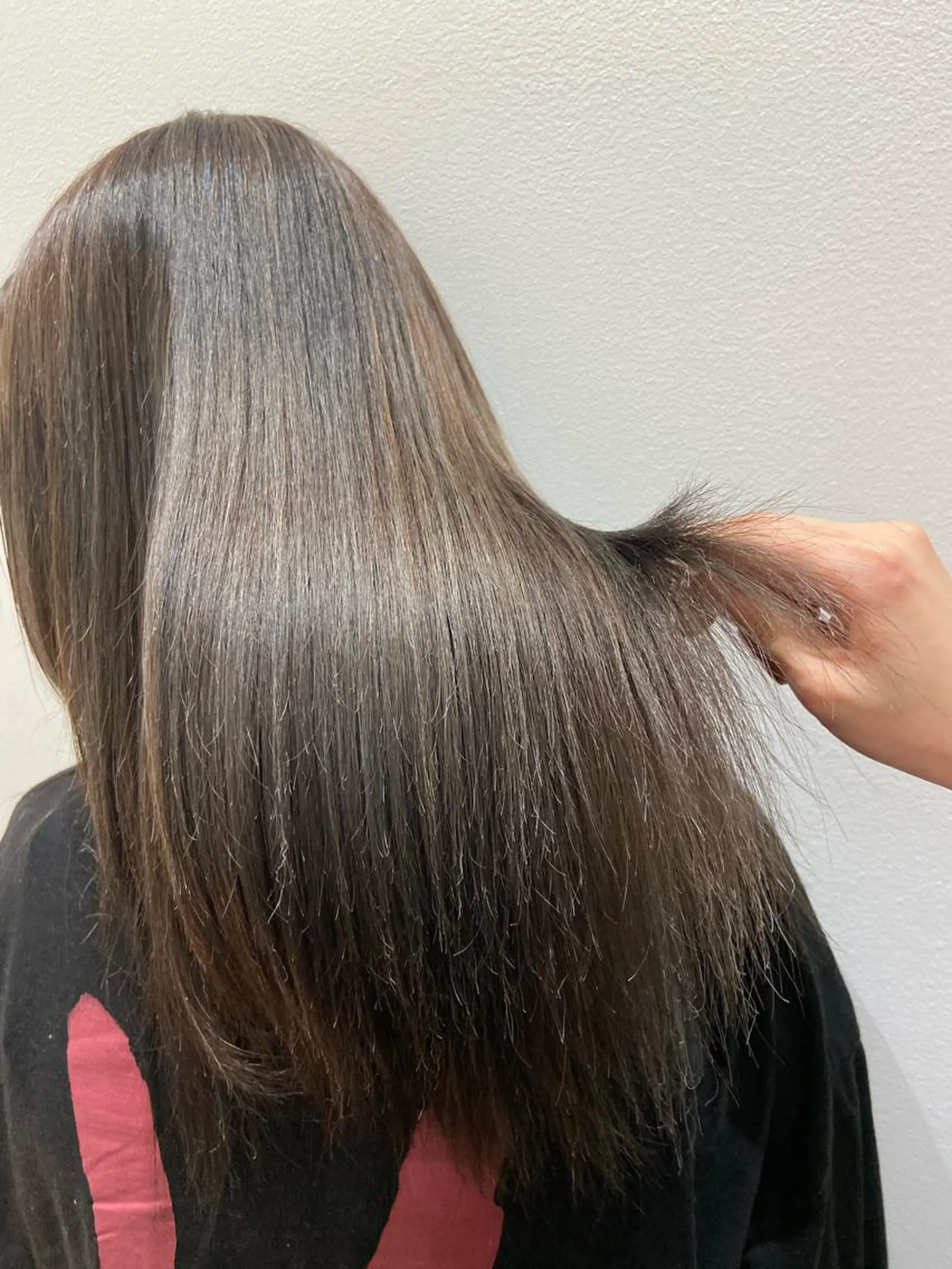 ロング カラー ブラウンカラー ハイライトカラー オリーブブラウン ハイライト 🌙Ash中目黒 坪内沙月🌙のヘアスタイル