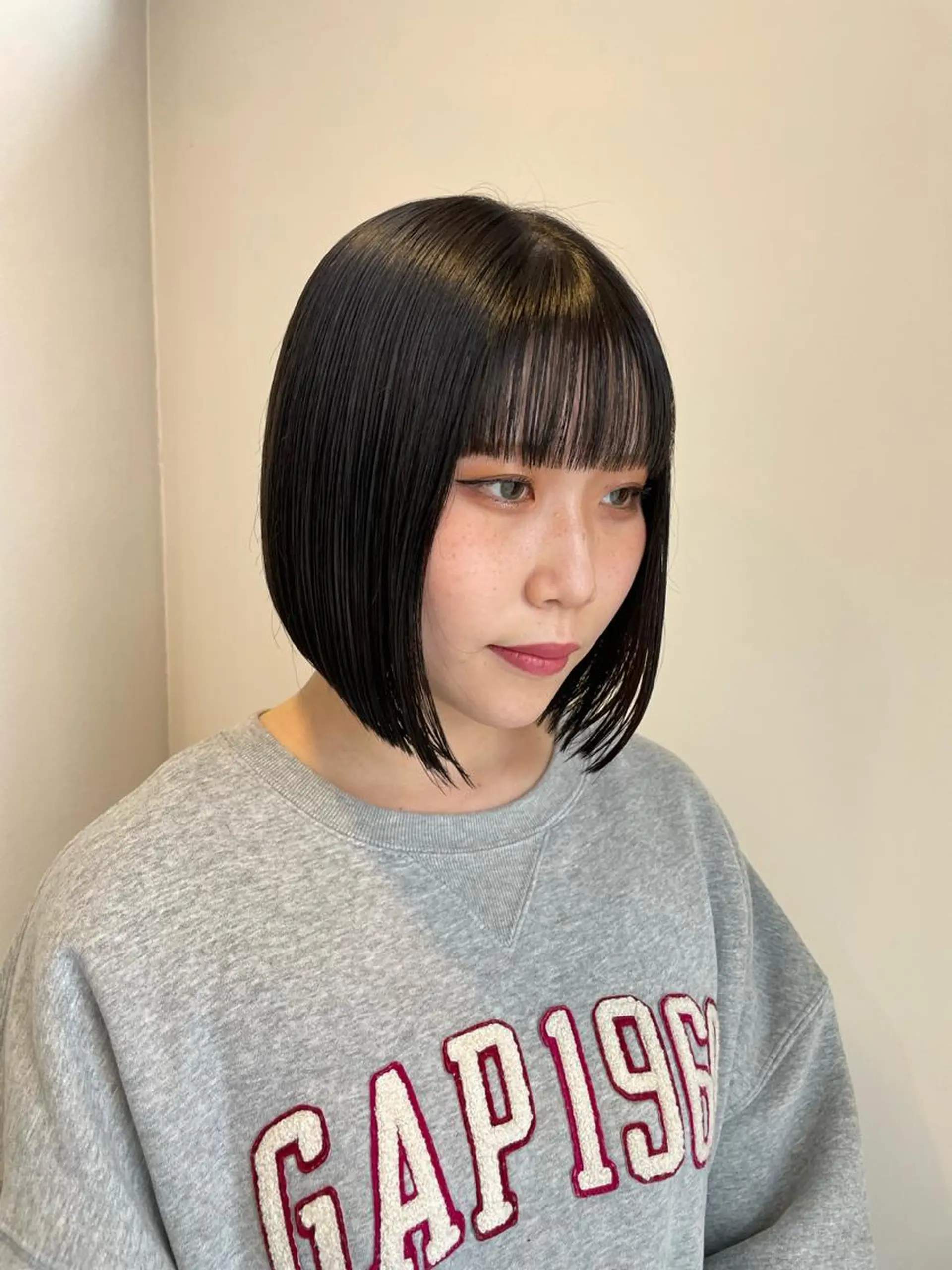 ショート 前下がりボブ ボブ カット ヘアカラー 🔥ボブ/レイヤー/ shingoのヘアスタイル