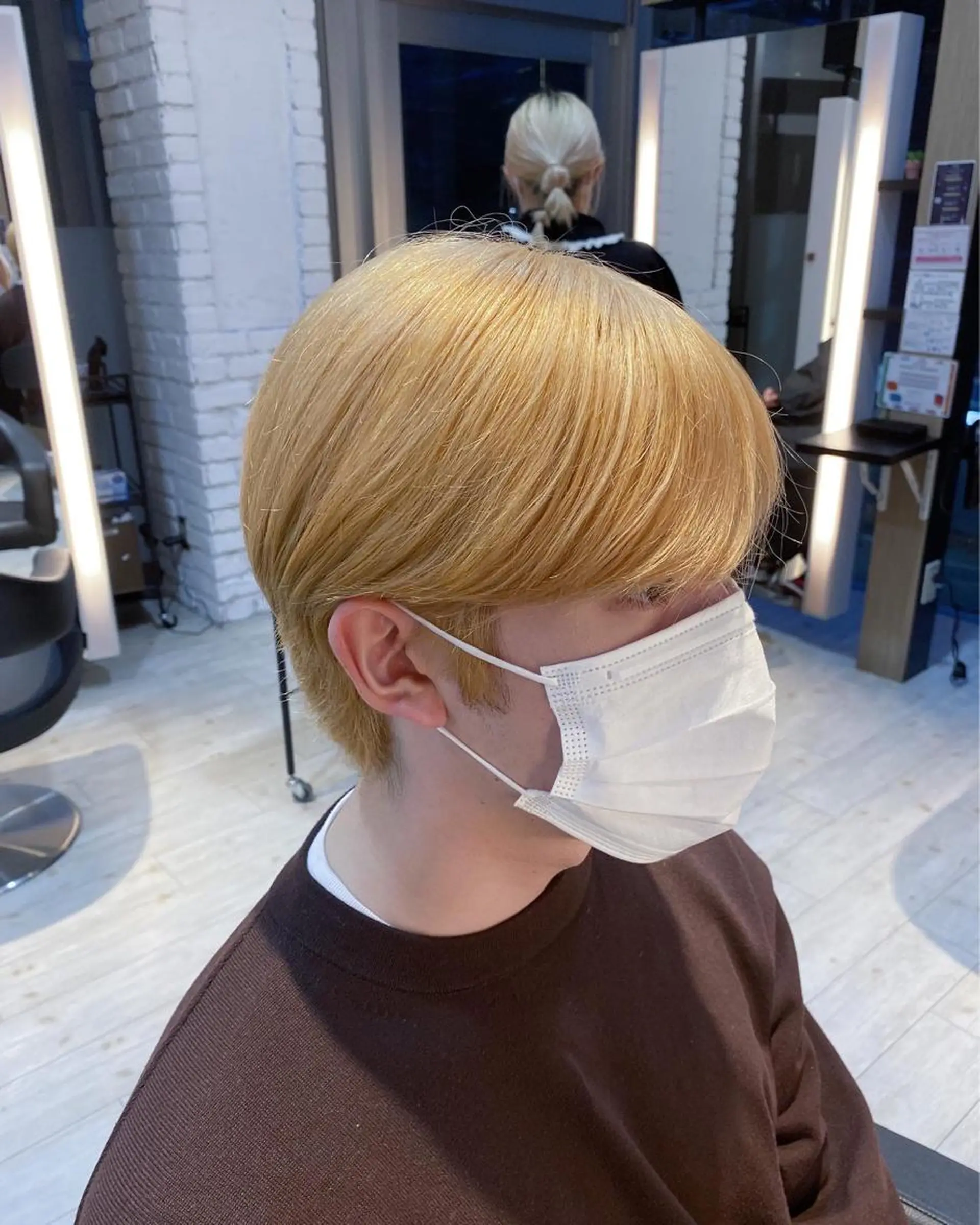 ロング カラー ブロンド カット ヘアカラー トリートメント 鈴木/ニュアンス パーマ/メンズのヘアスタイル