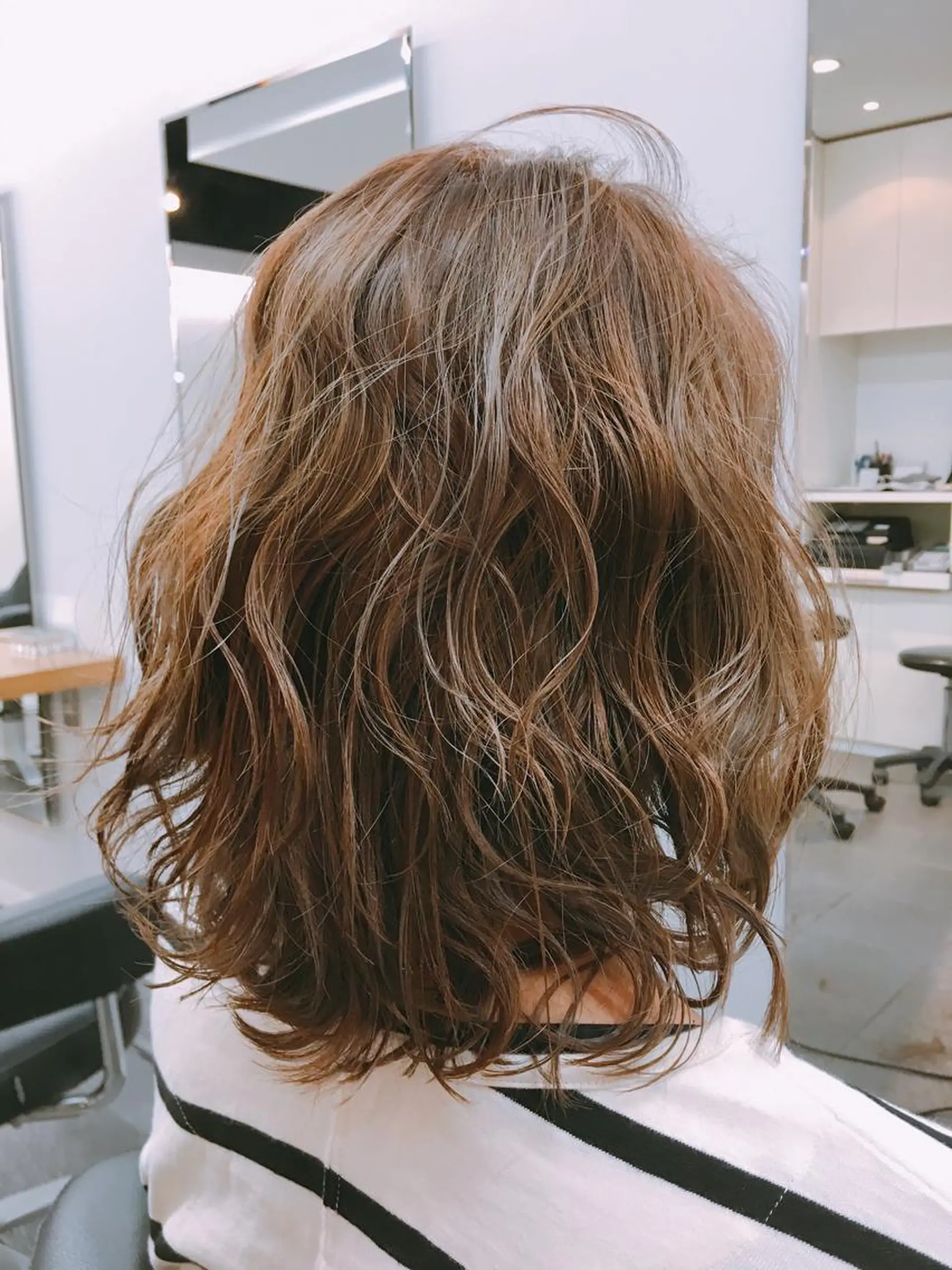 ミディアム デジタルパーマ💫/ 似合わせカット✂️のヘアスタイル
