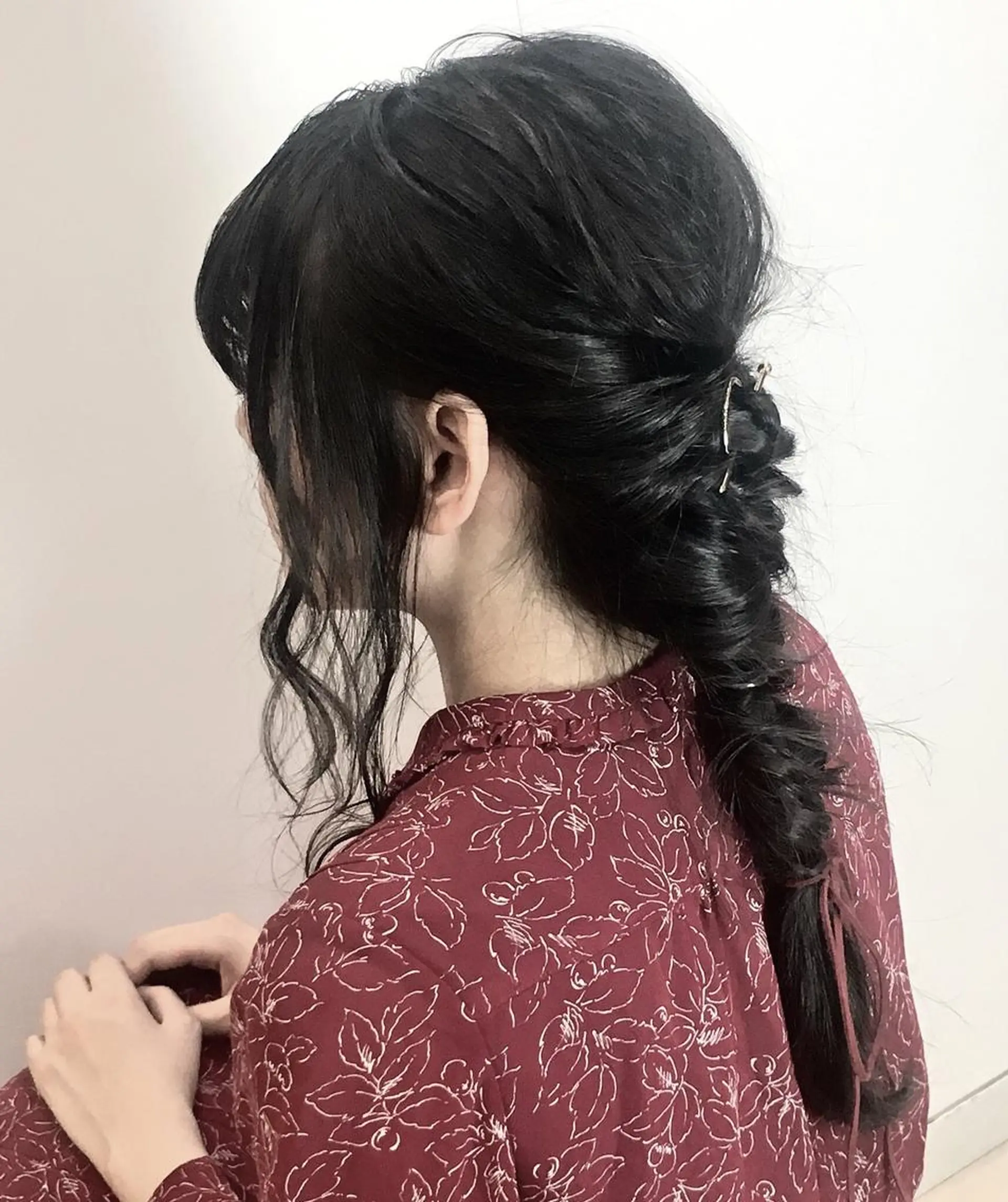 ロング ヘアアレンジ ミドウチ アヤカのヘアスタイル