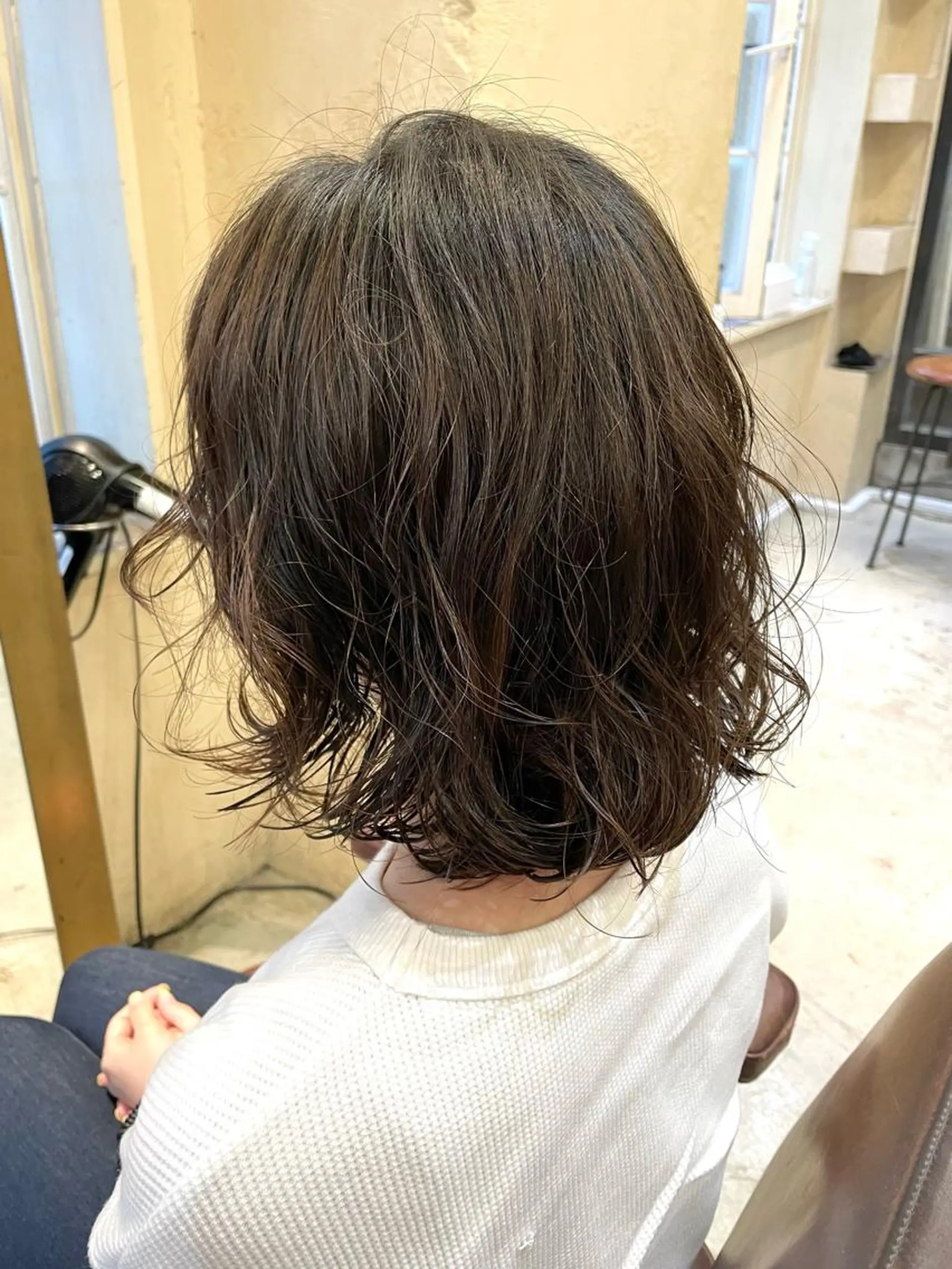 ミディアム パーマ ミディアムパーマ ボブ ウルフカット 銀座No.1髪質改善 縮毛矯正/本木のヘアスタイル