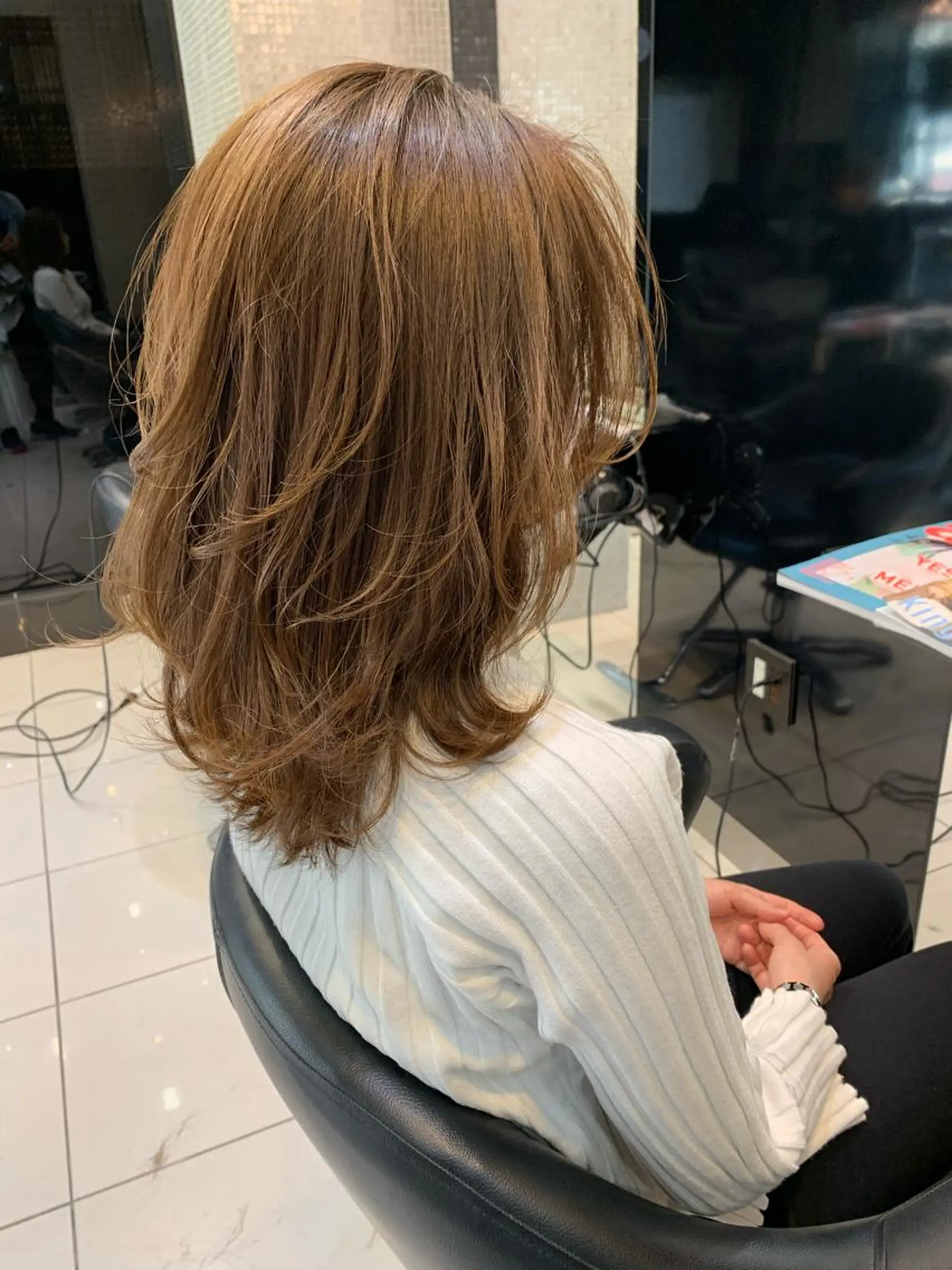 ミディアム カラー パーマ ミディアムレイヤー レイヤーカット カット パーマ Bianca  代表 硲　貴亮【東武練馬】のヘアスタイル