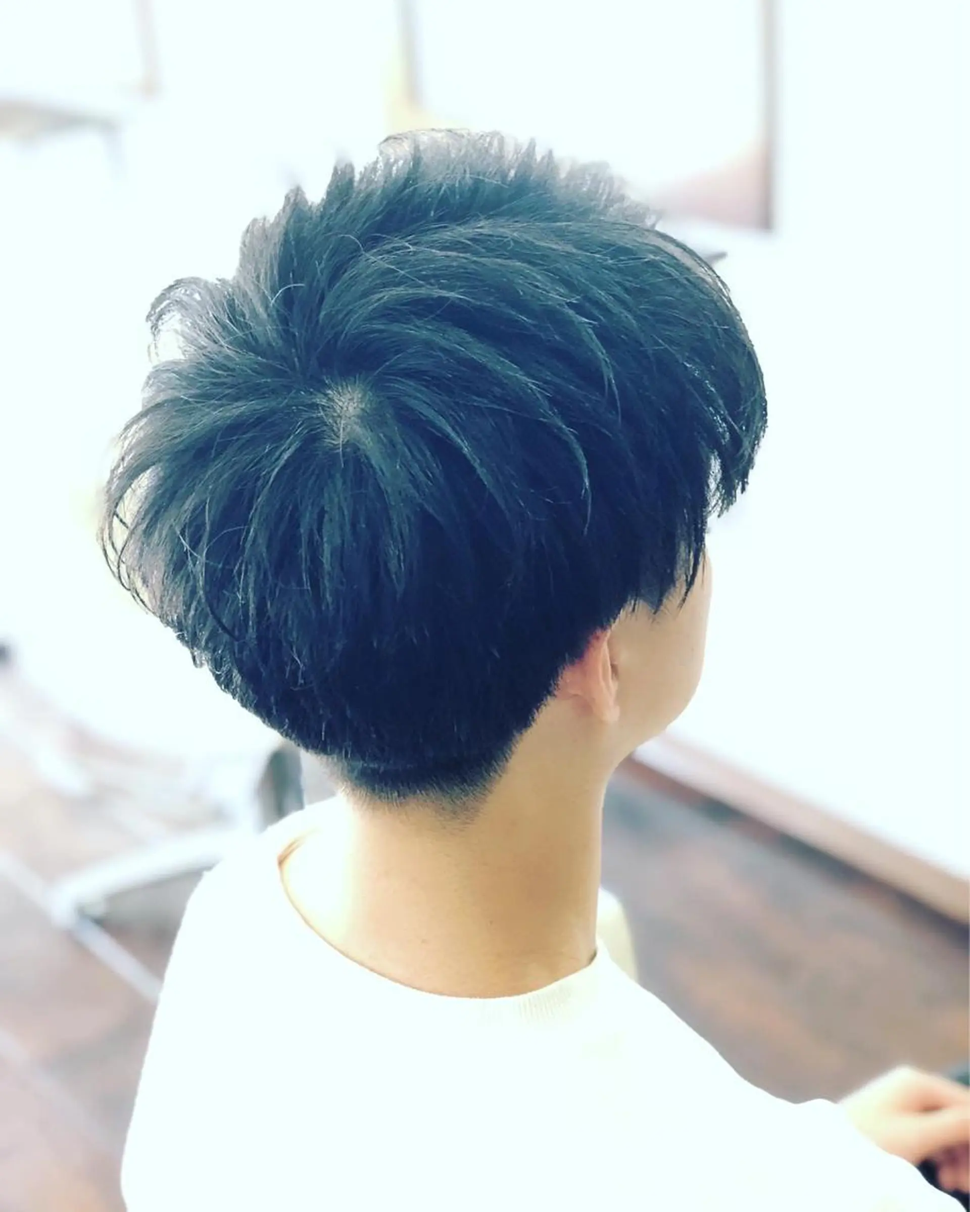 ショート カラー パーマ ヘアアレンジ メンズ メンズパーマ メンズツイストパーマ ツイストパーマ カット men's特化　石井 貴章のヘアスタイル
