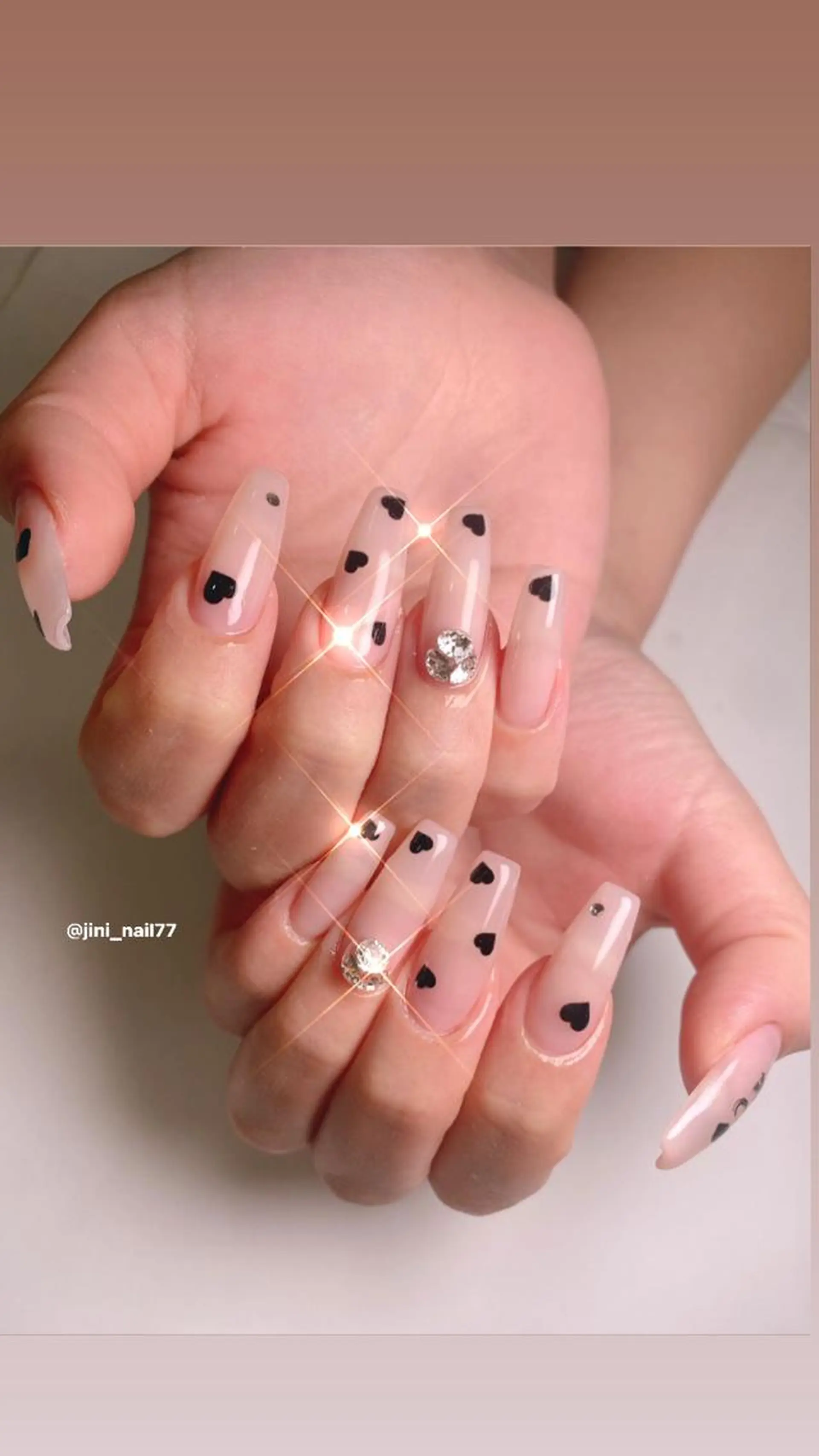 ネイル JINI NAIL所属・ジニ ネイルのネイルデザイン