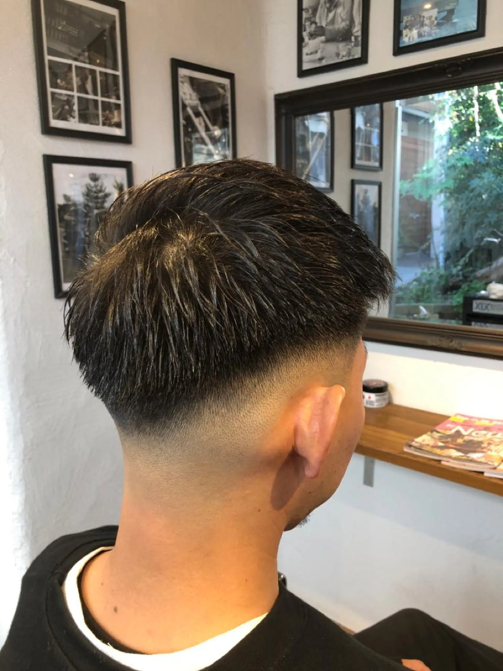 ショート メンズ フェードカット スキンフェード カット 冨士川 英樹のヘアスタイル