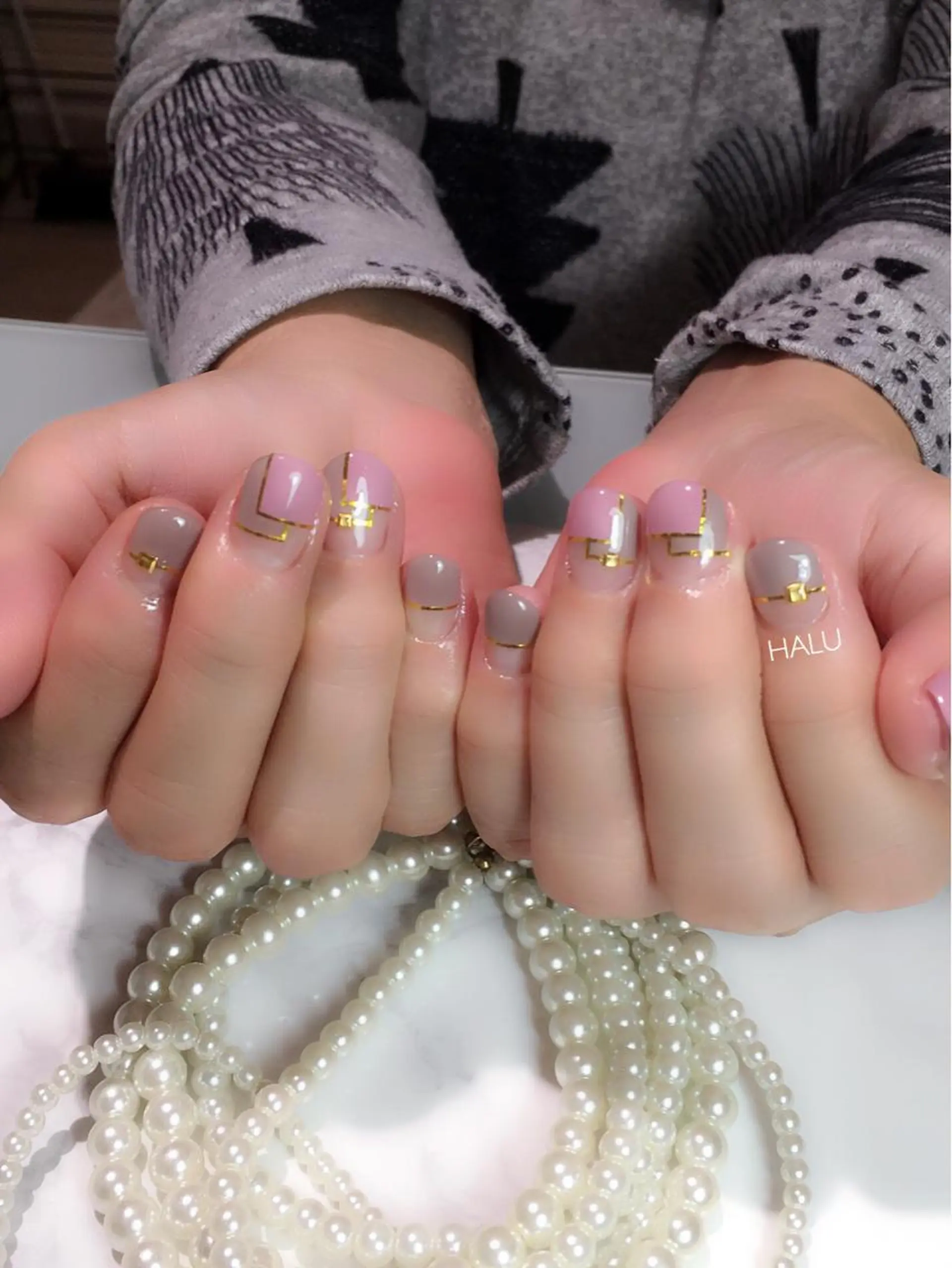 ネイル ゴールド HALU ハルのネイルデザイン