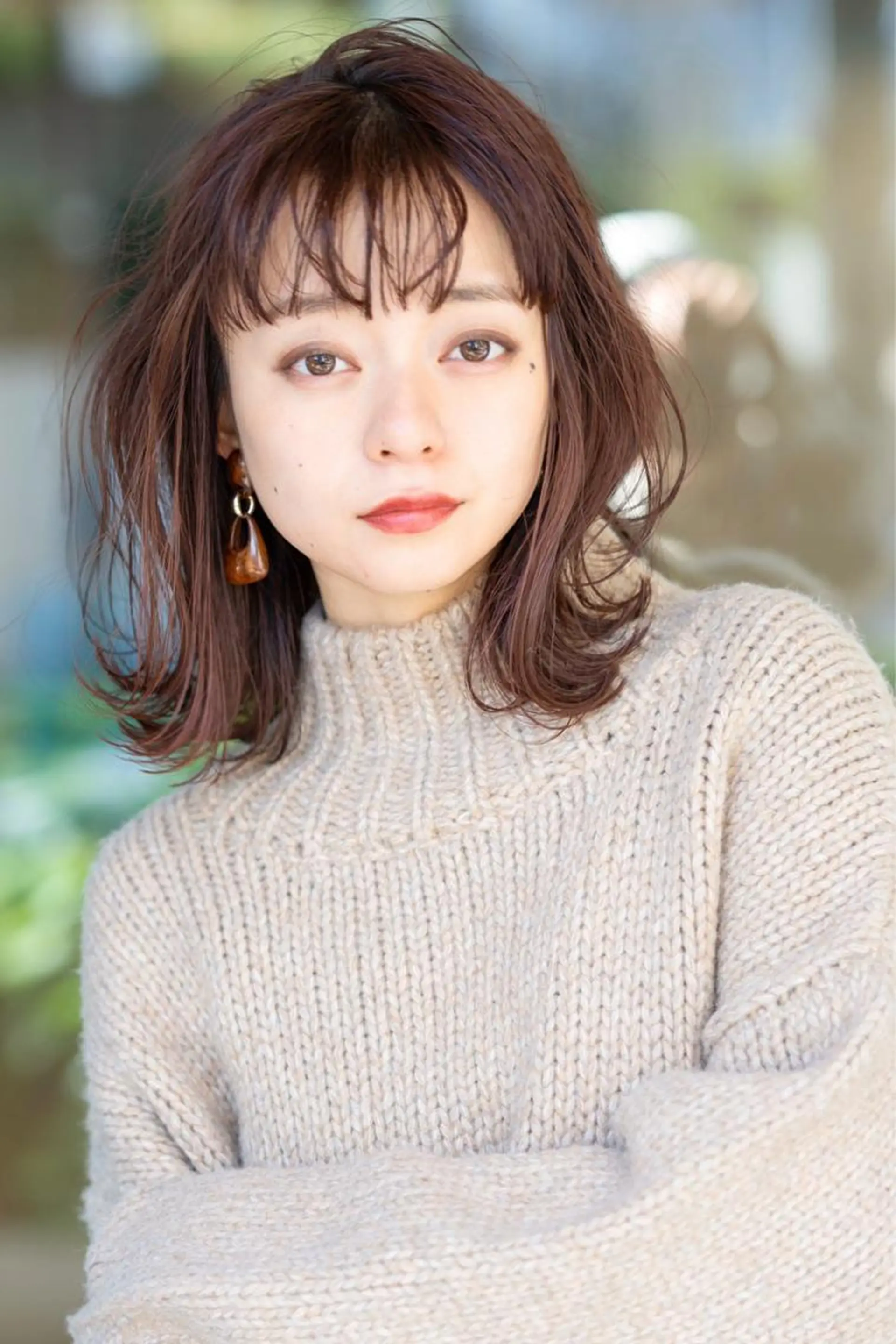 ミディアム カラー 🉐レイヤー/塩見 弘樹🉐渋谷のヘアスタイル