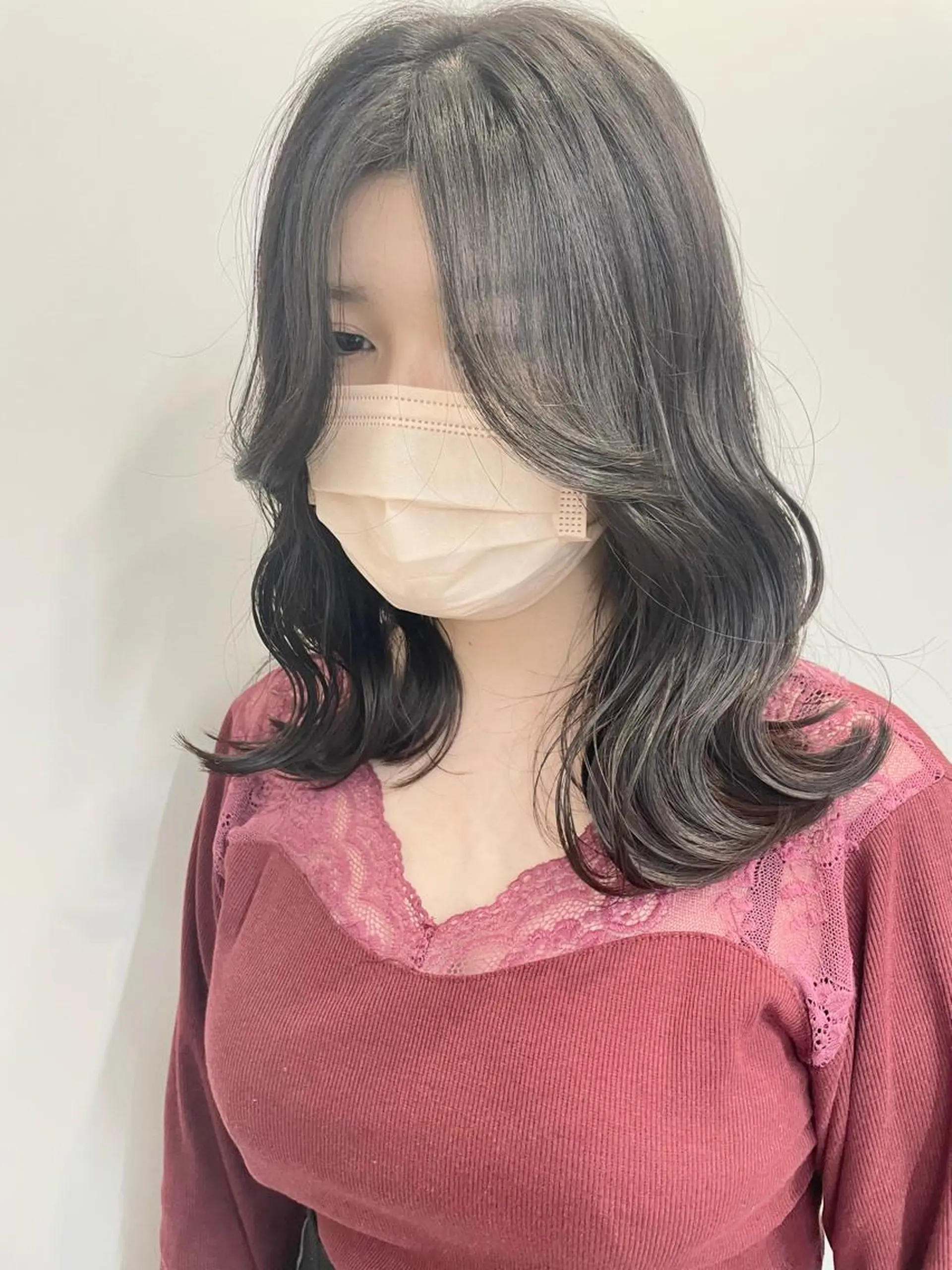 セミロング カラー 切りっぱなしボブ セミロングパーマ ボブ 斜めバング レイヤーカット 髪質改善 中川　翔のヘアスタイル