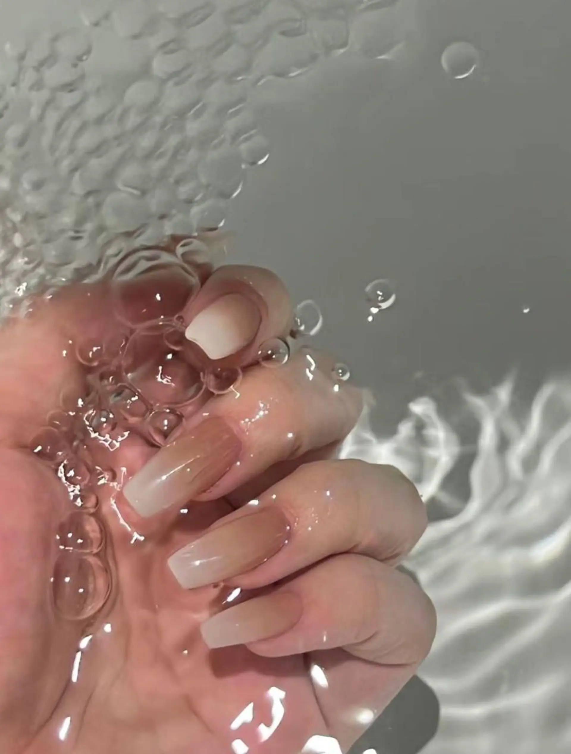 ネイル RAFFINE haru🦋🩵のネイルデザイン