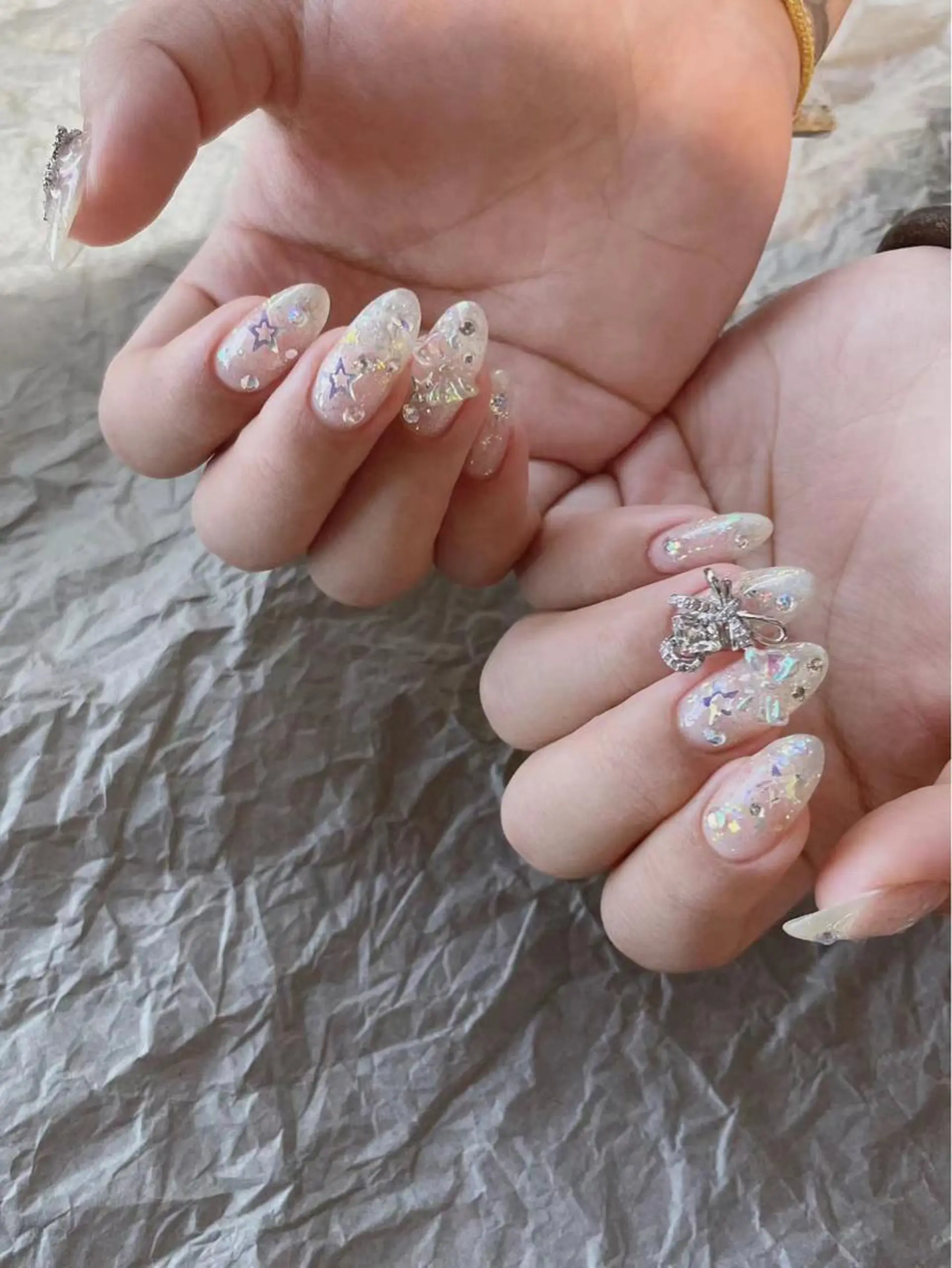 セミロング 韓国風ヘア めぐみのネイルサロン スタッフ練習のネイルデザイン