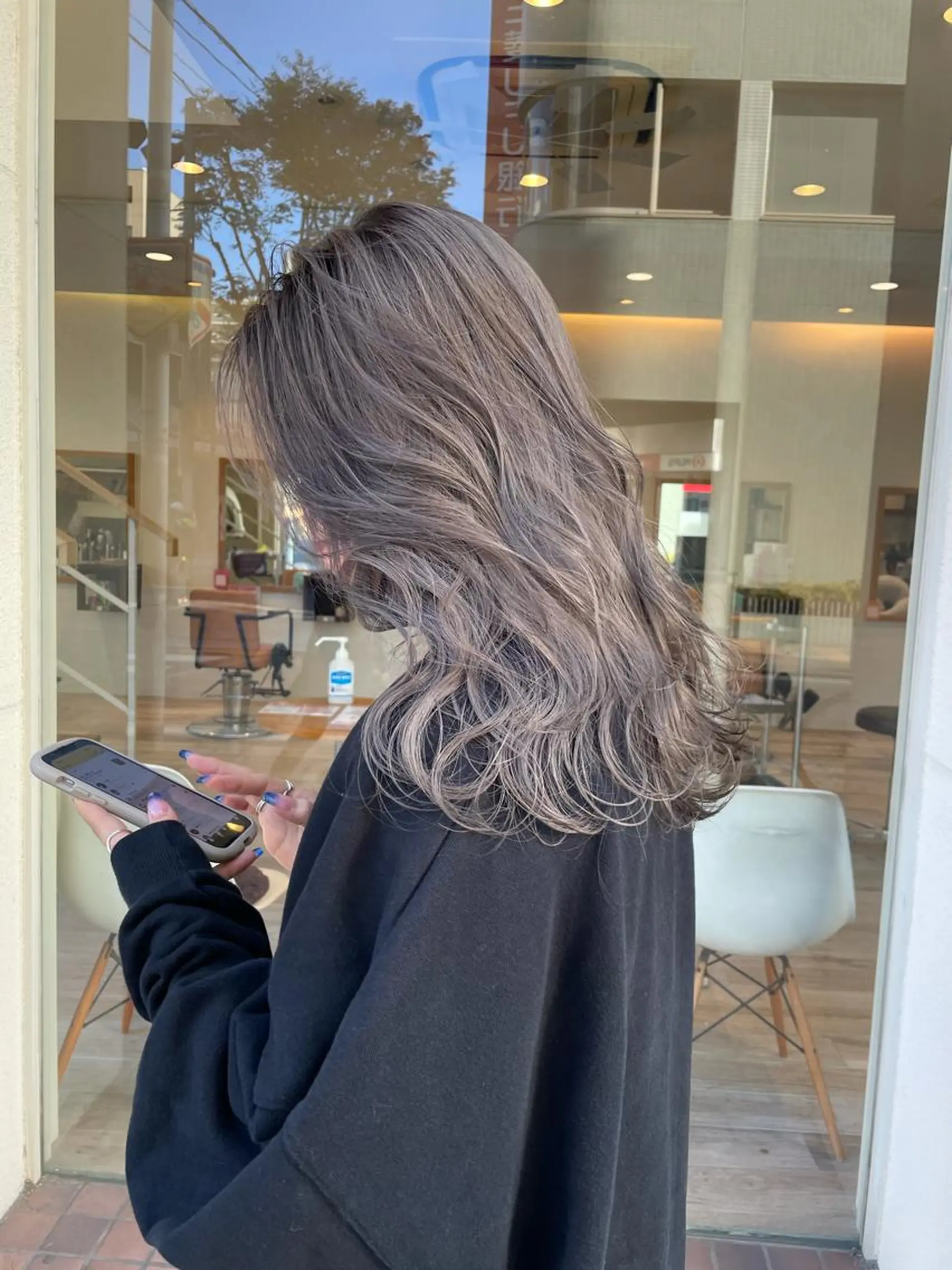 ロング カラー 🍋透け感カラー🍃 オリーブ🍐Kahoのヘアスタイル