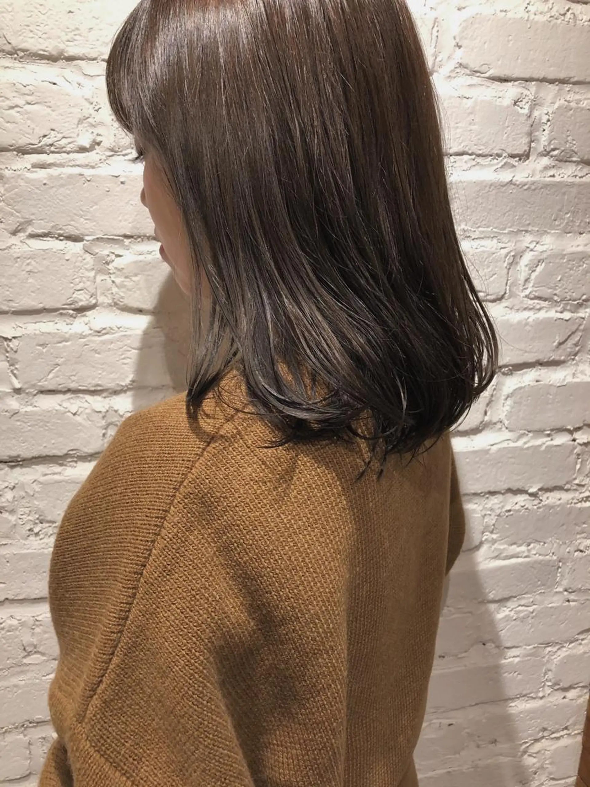 ミディアム カラー 透明感カラー グレージュ ミルクティーグレージュ chobii表参道所属・吉田 光佑のヘアスタイル