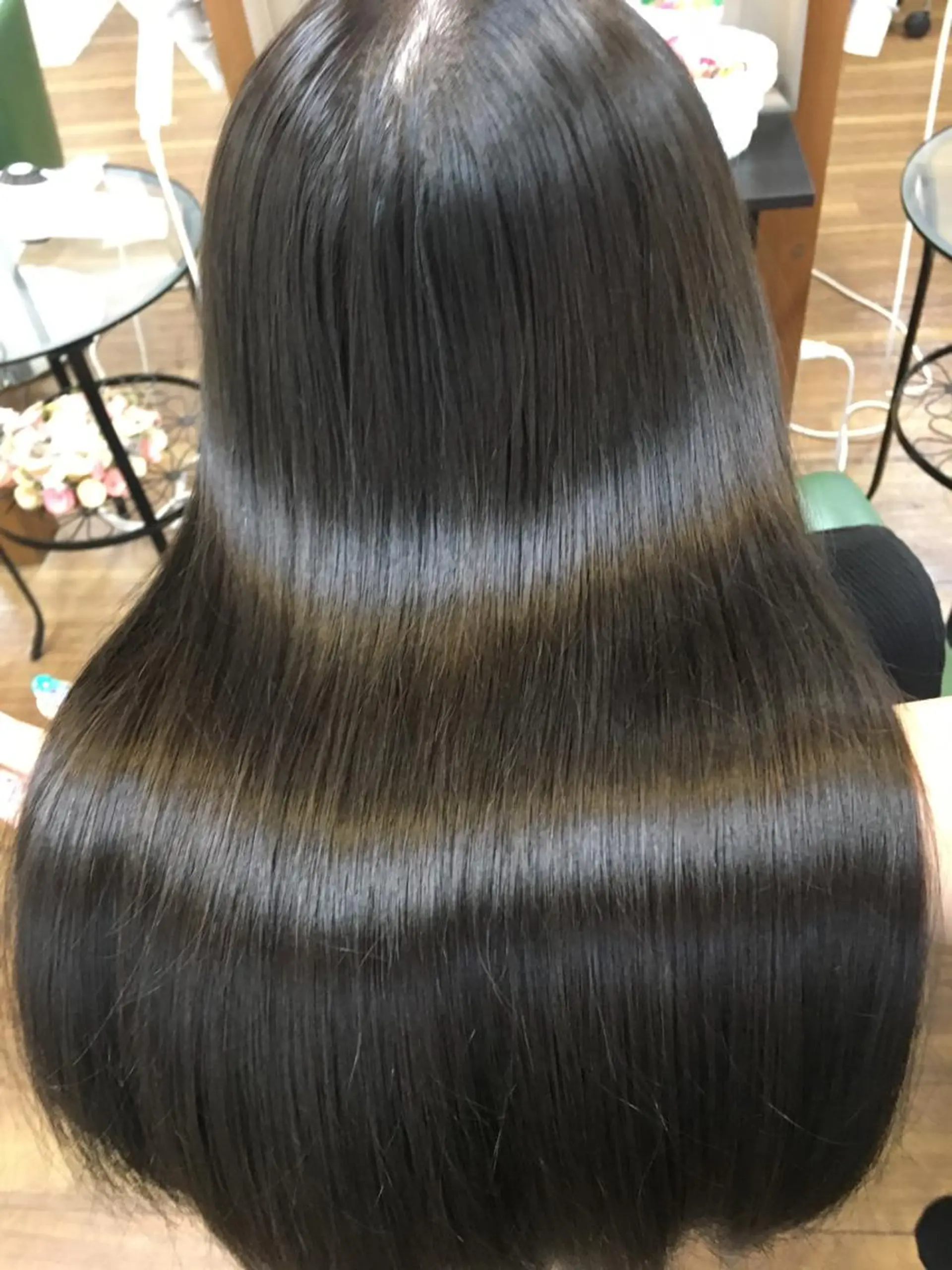 ミディアム カラー SHIORI💜口コ ミNo.1艶カラーのヘアスタイル