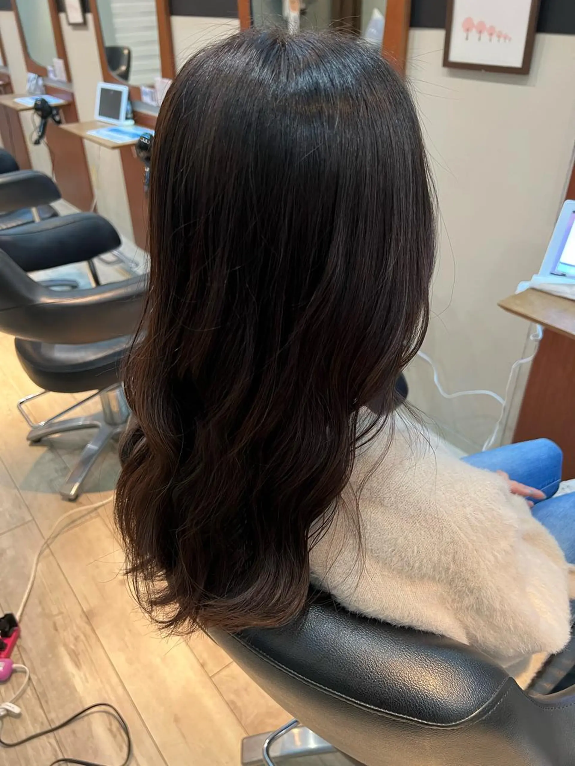 カラー 村尾 麗奈のヘアスタイル