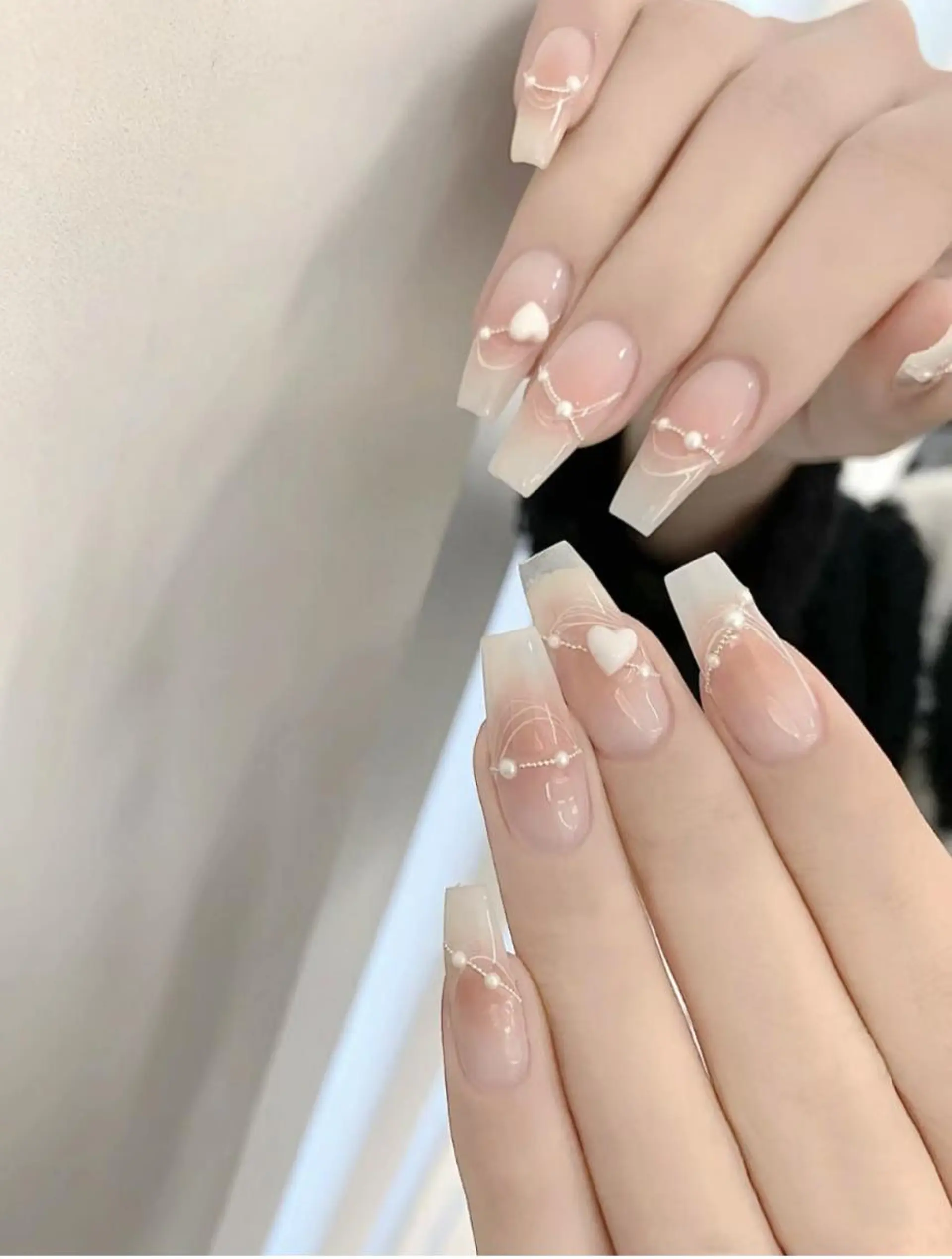 ネイル RAFFINE haru🦋🩵のネイルデザイン