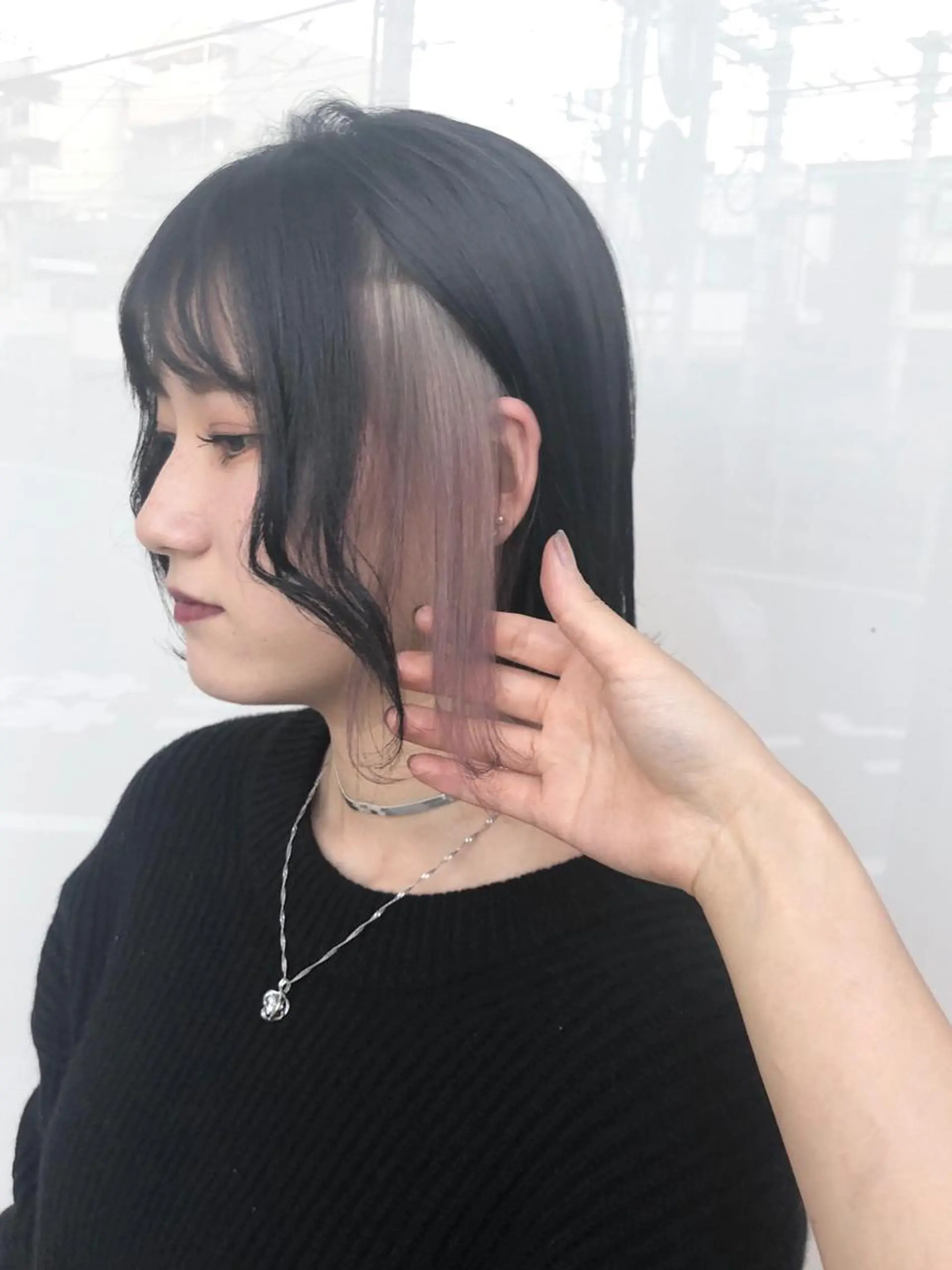 ミディアム カラー ブリーチ ウルフカット ハッシュカット/七海のヘアスタイル