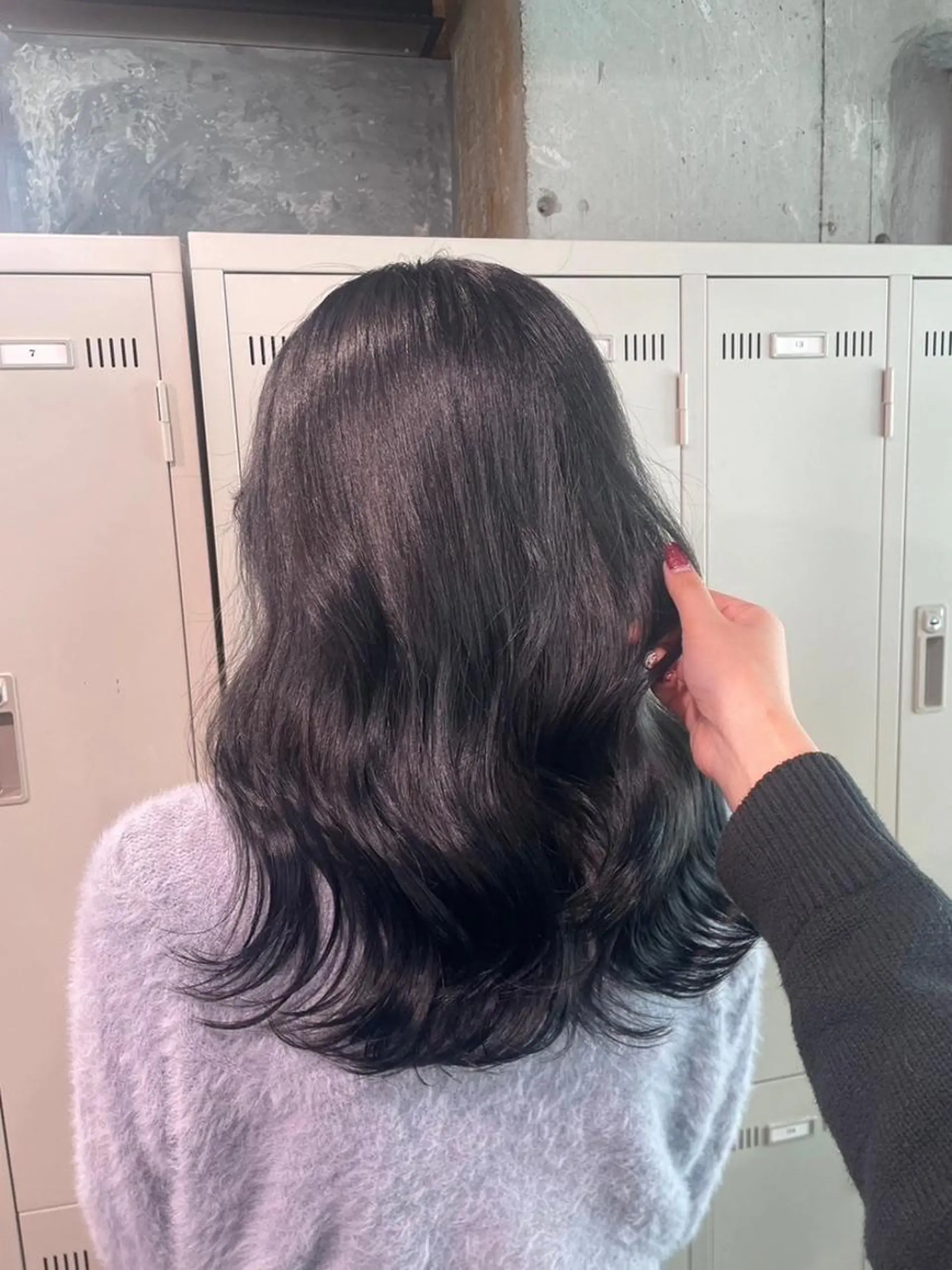 カラー 韓国系🇰🇷🩶 艶暗髪/MEIのヘアスタイル