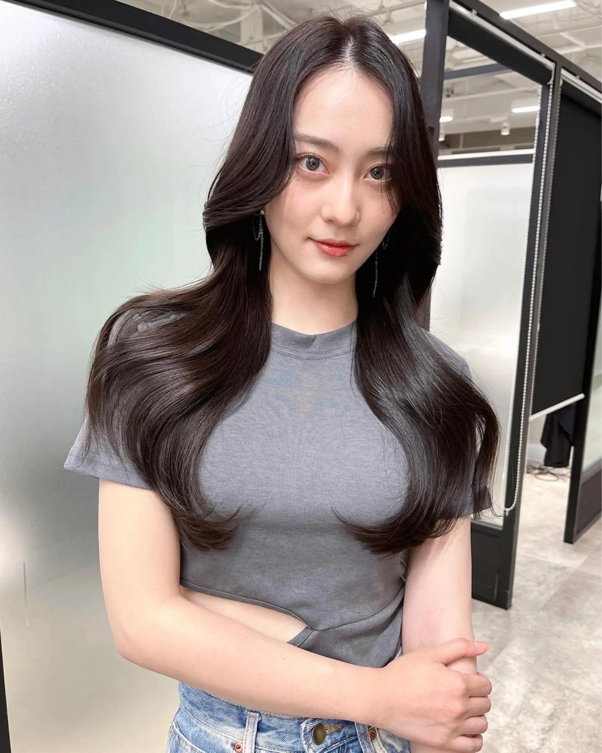 ロング 韓国風ヘア レイヤーカット カット ヘアカラー トリートメント 韓国レイヤーカット 髪質改善▫️水野有真のヘアスタイル