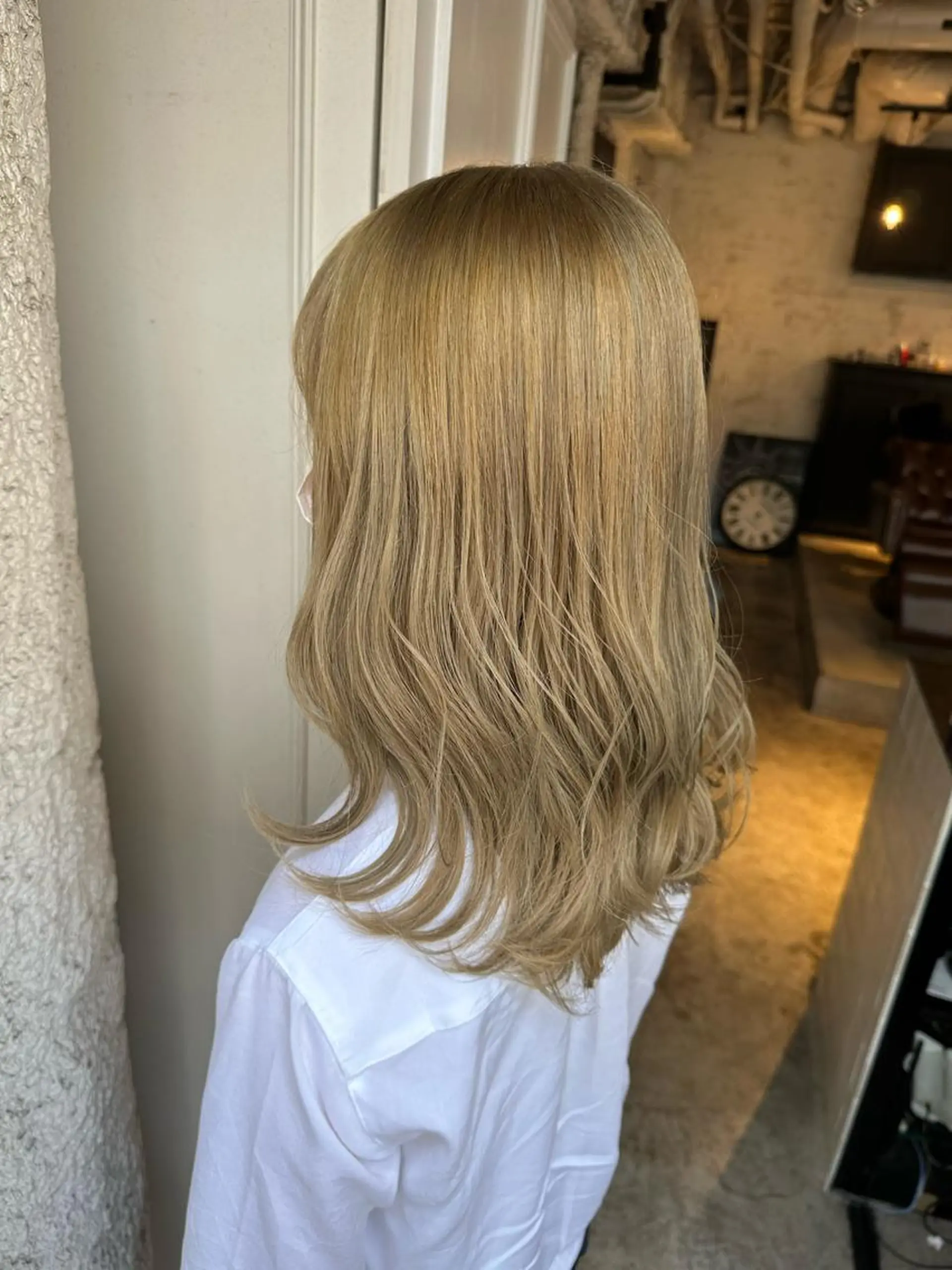 セミロング 顔まわりレイヤー 韓国風ヘア レイヤーカット ローレイヤー 縮毛矯正 カット ヘアカラー トリートメント Masena所属・【必ず似合わせます】 川口航平のヘアスタイル