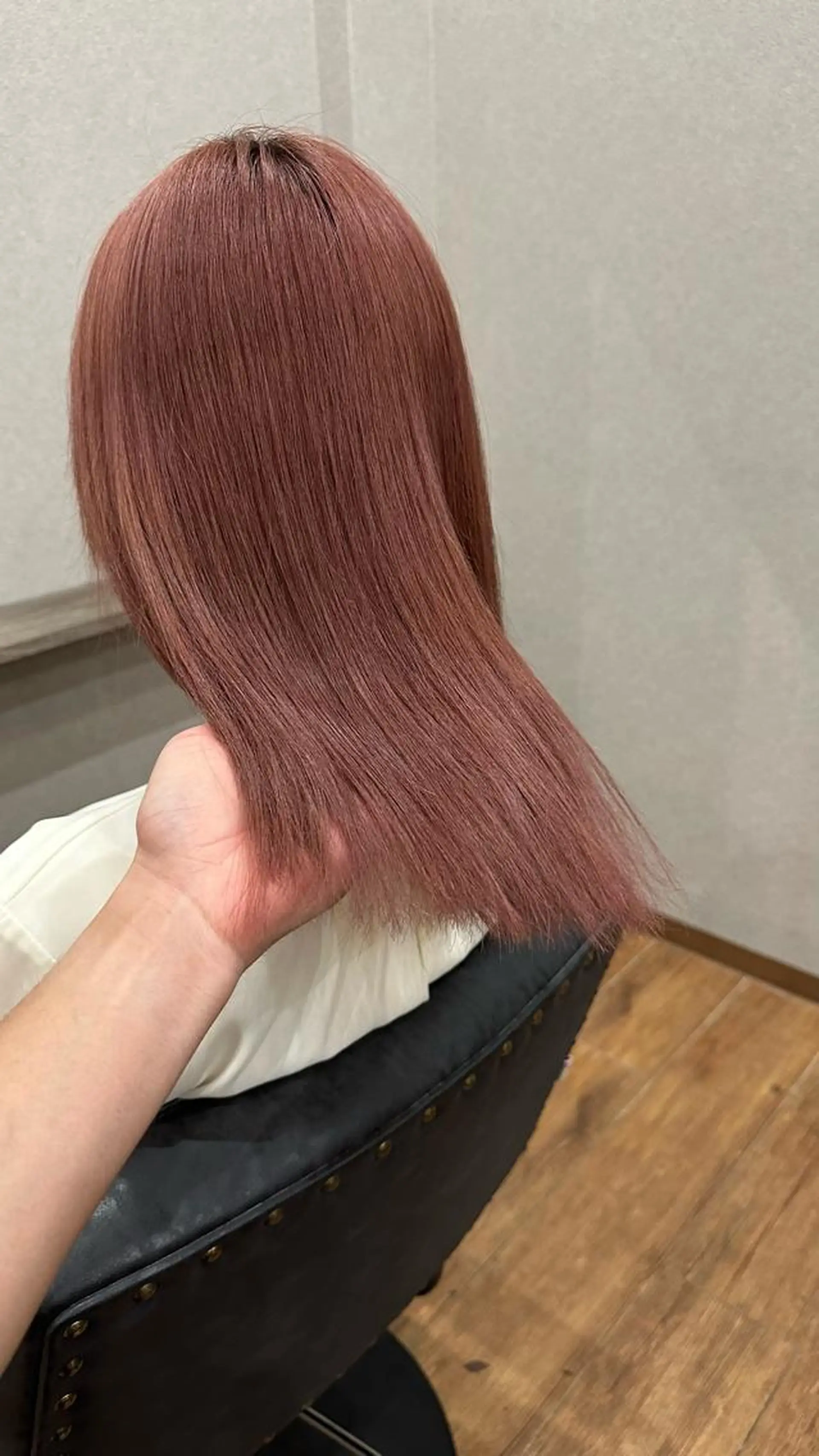 ロング カラー ブラウンカラー ピンクカラー ピンクブラウン ヘアカラー トリートメント 鵜飼 真伍のヘアスタイル