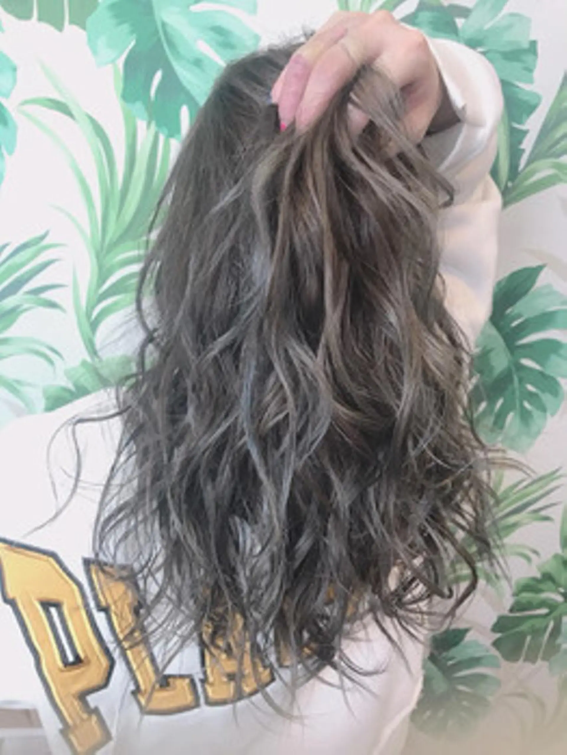 セミロング カラー パーマ ヘアアレンジ 大阪レミーエクステ チビ編み込みのヘアスタイル