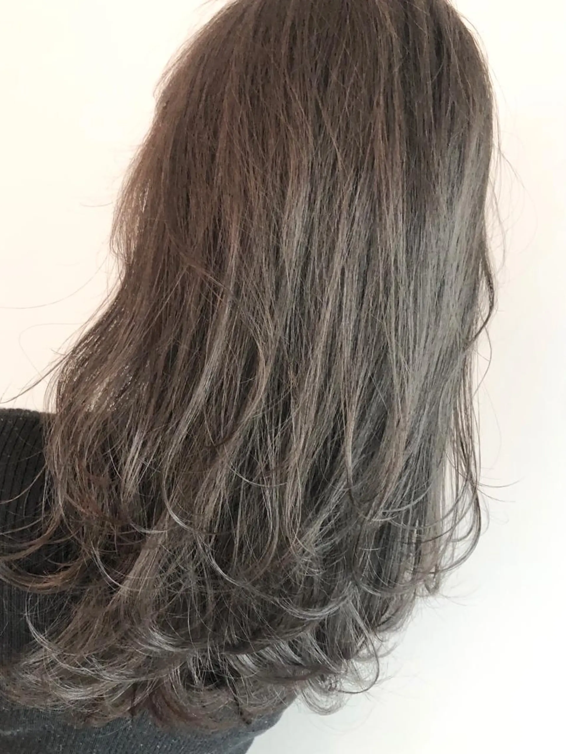 セミロング MIRIM栄 野田航生のヘアスタイル