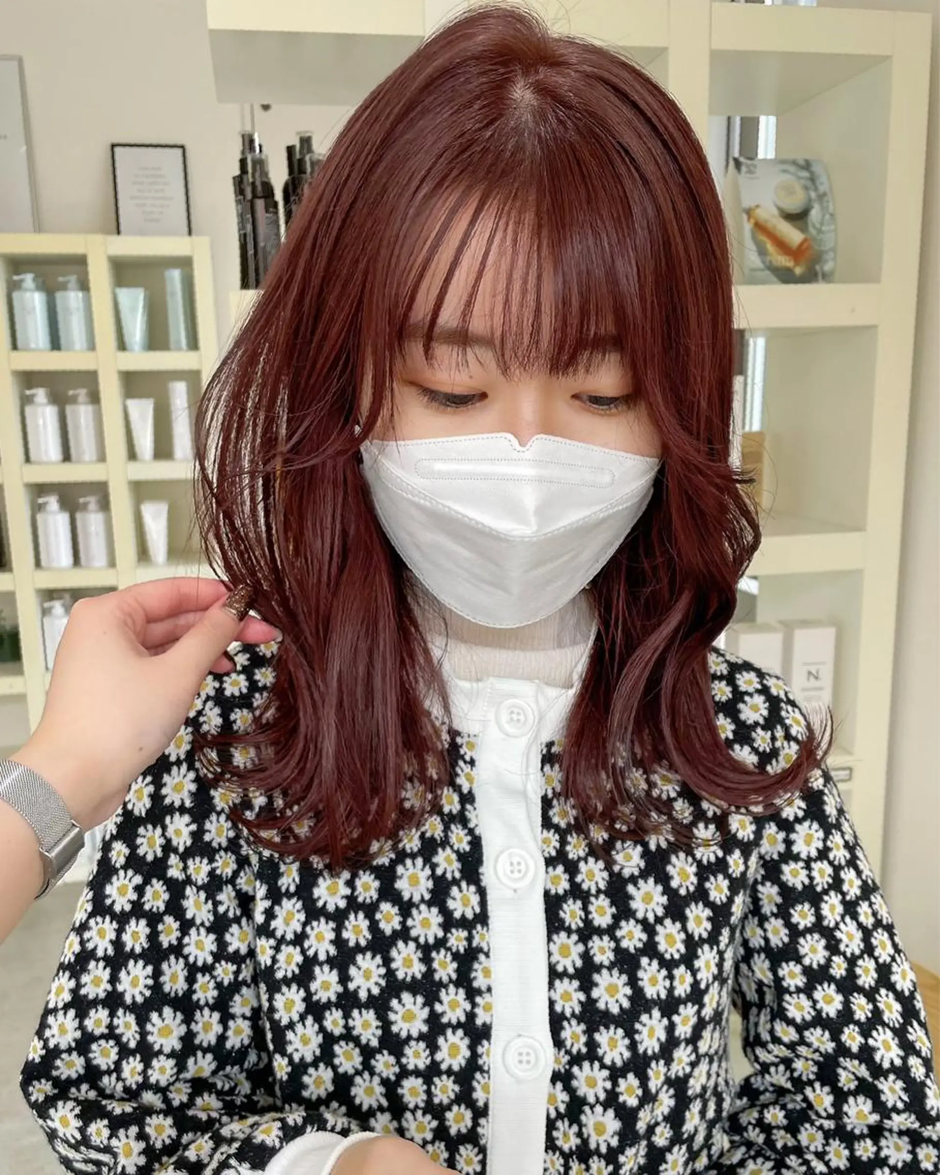 ミディアム カラー mir MIYUのヘアスタイル