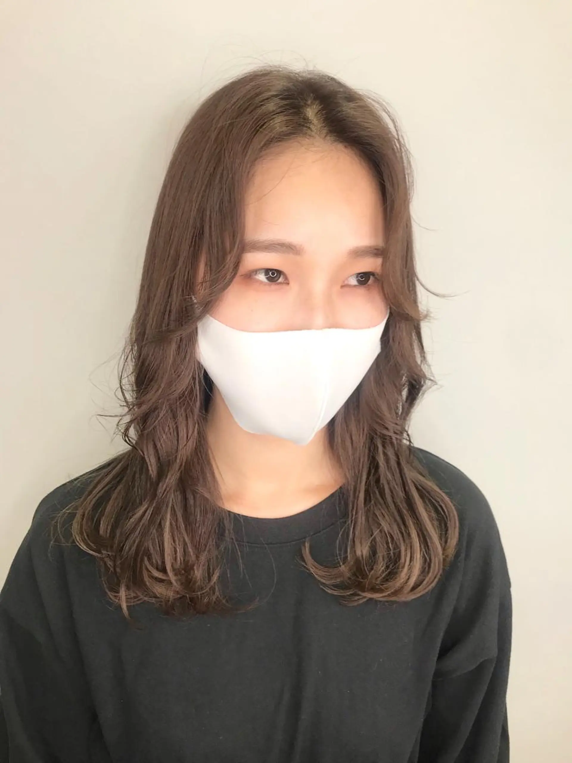 ミディアム カラー 韓国メンズヘア　ミル クティボブ　足立佳代のヘアスタイル