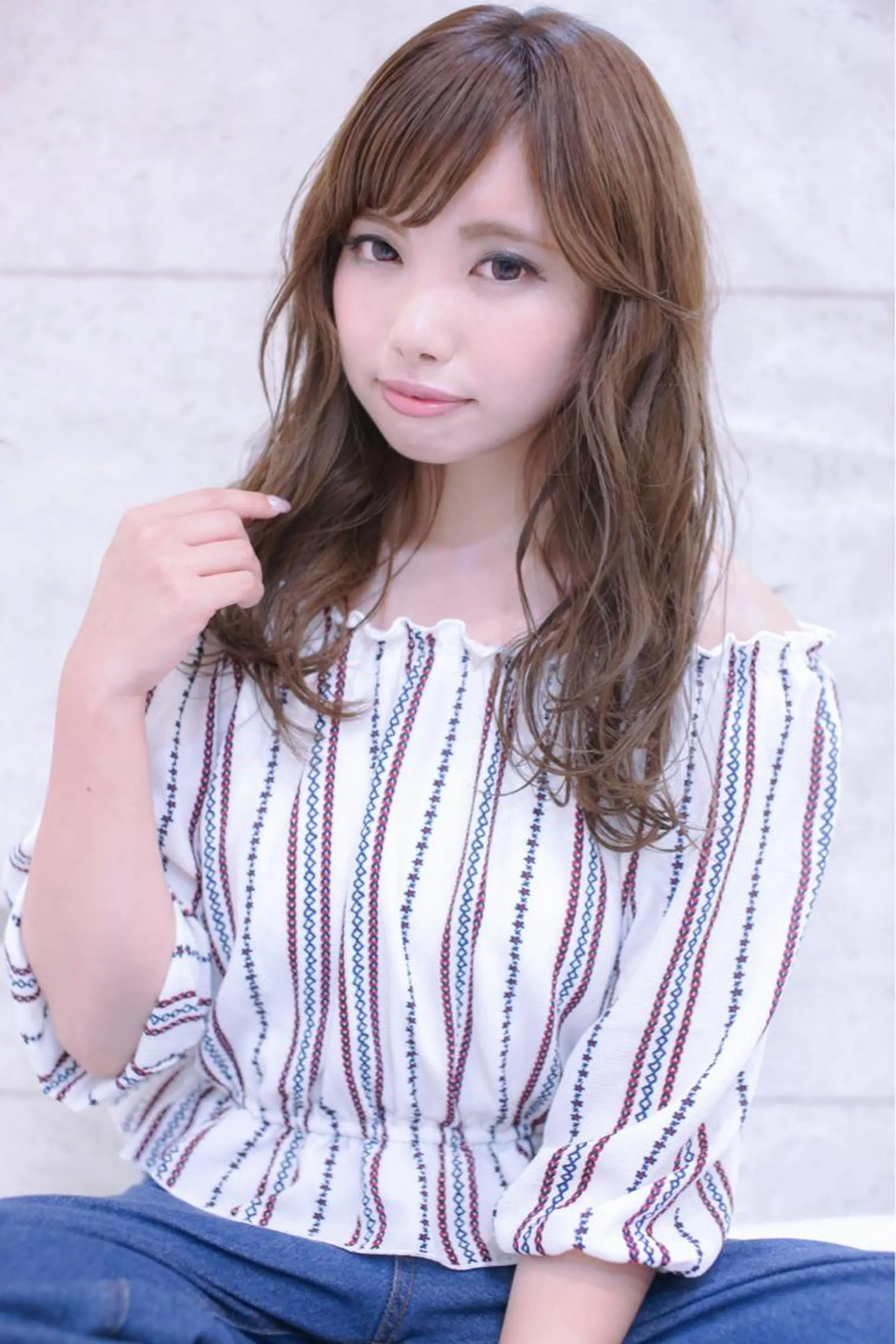 セミロング YOKOI SHINJIのヘアスタイル