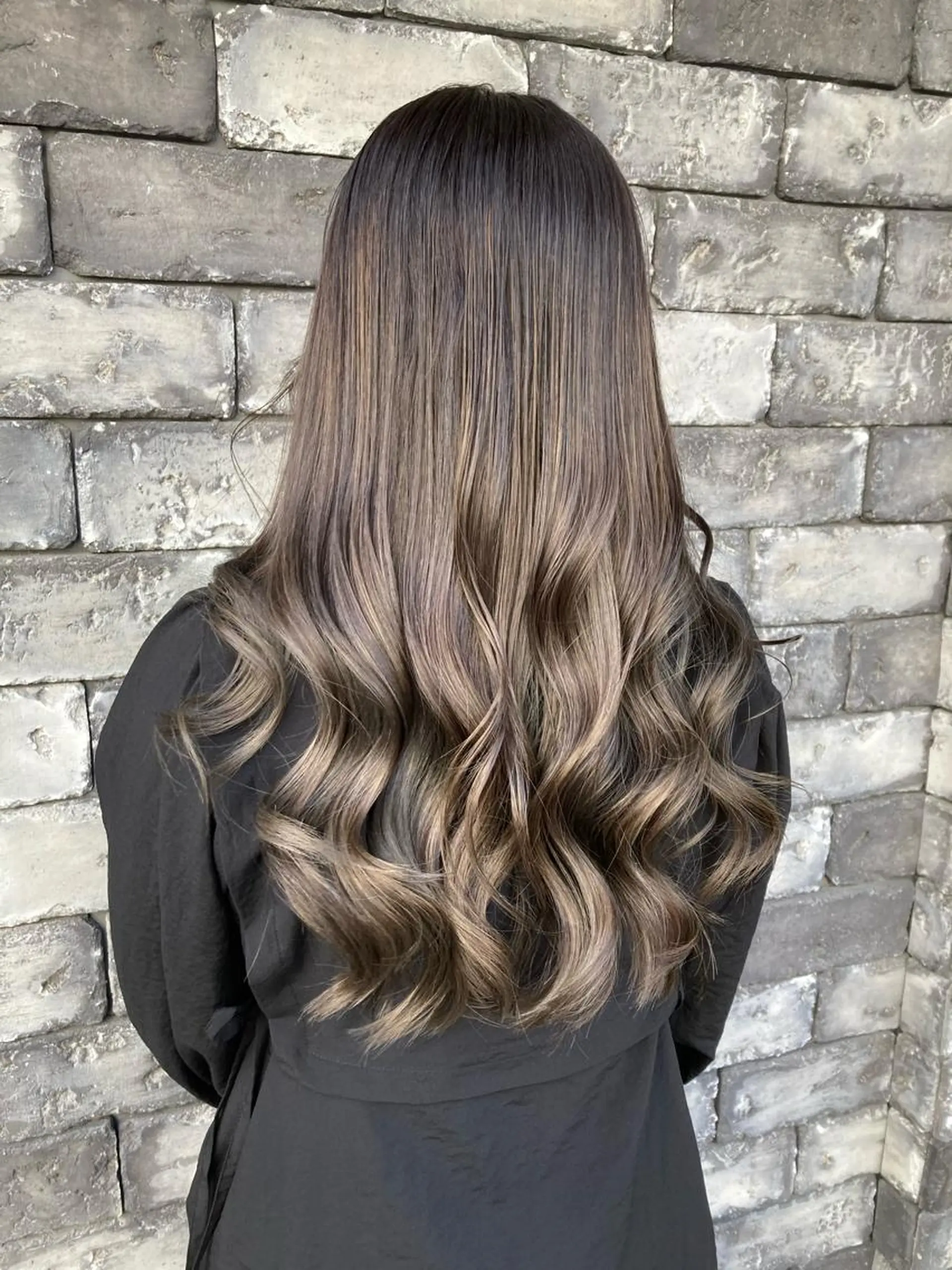 ロング カラー カット ヘアカラー トリートメント ヘアセット ✂️似合わせの魔術師 石田一樹✂️のヘアスタイル