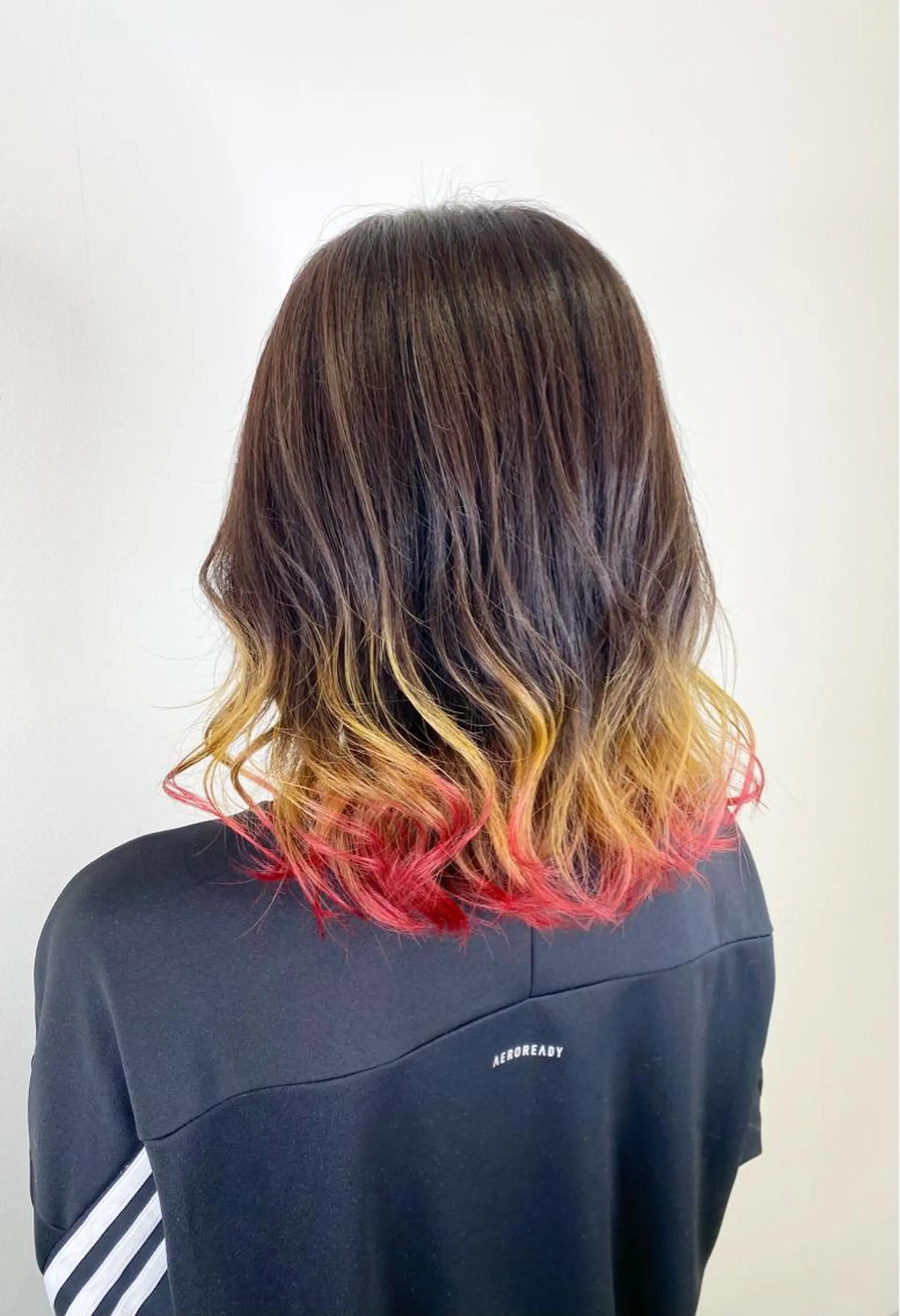 ミディアム カラー カット ヘアカラー トリートメント mahaloha千代田所属・大橋 輝久のヘアスタイル