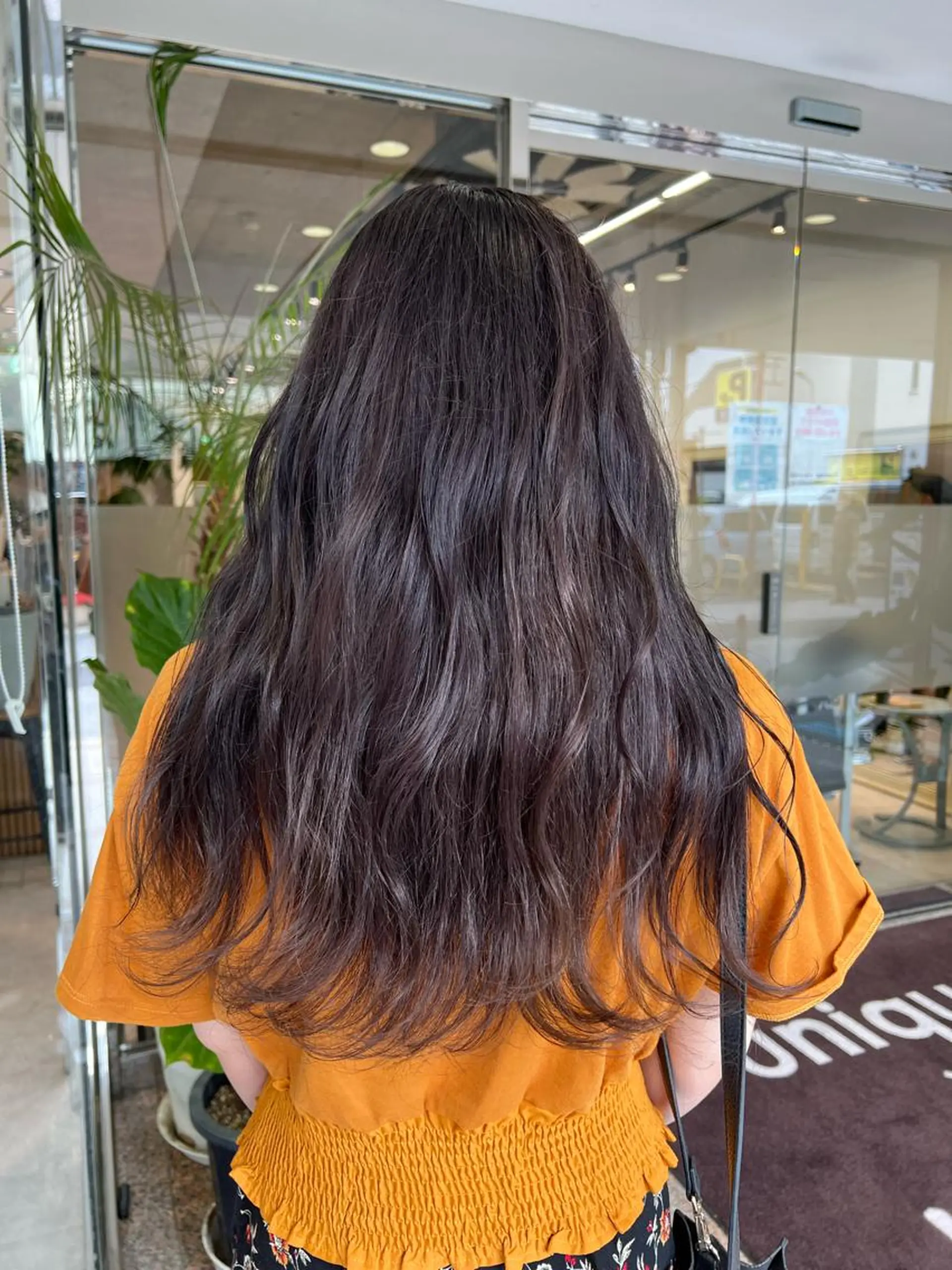 セミロング カラー ヘアカラー トリートメント 🍀お悩み改善憧れの 美髪　小林風雅のヘアスタイル