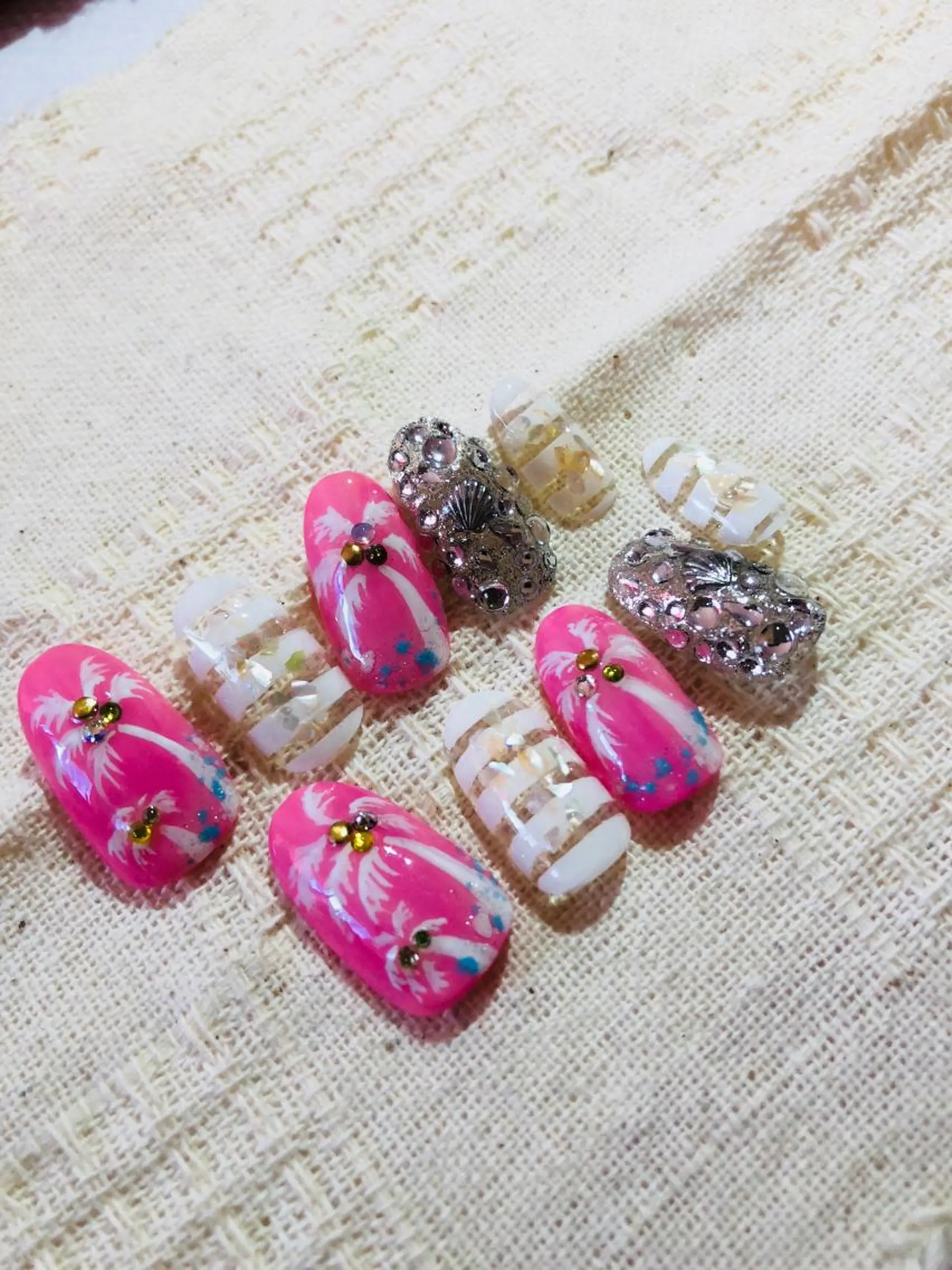 ネイル ⭐️ cheerfullyのネイルデザイン