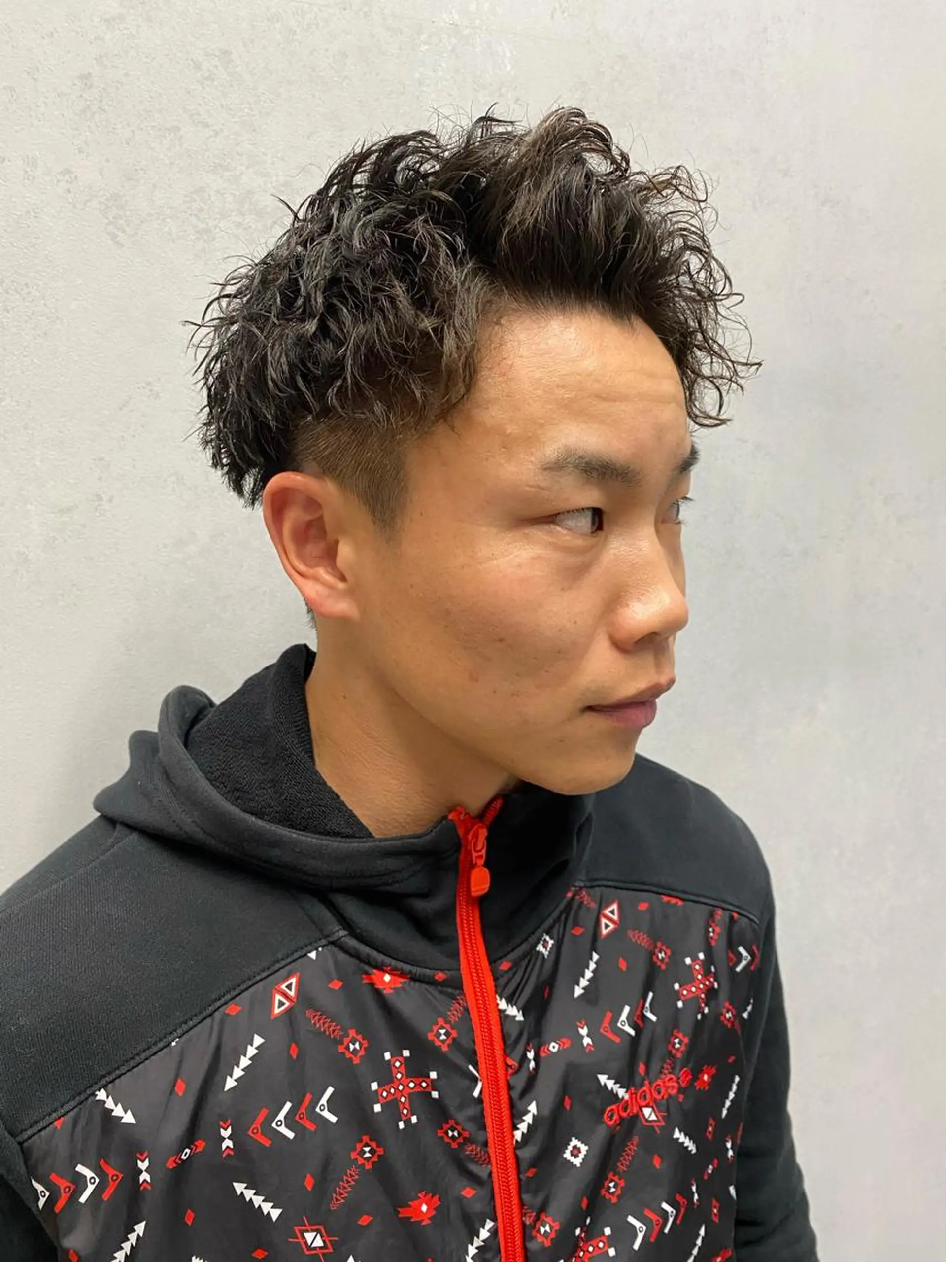 ショート メンズ メンズパーマ ✨デザインカラー✨ ✂️kouki✂️のヘアスタイル