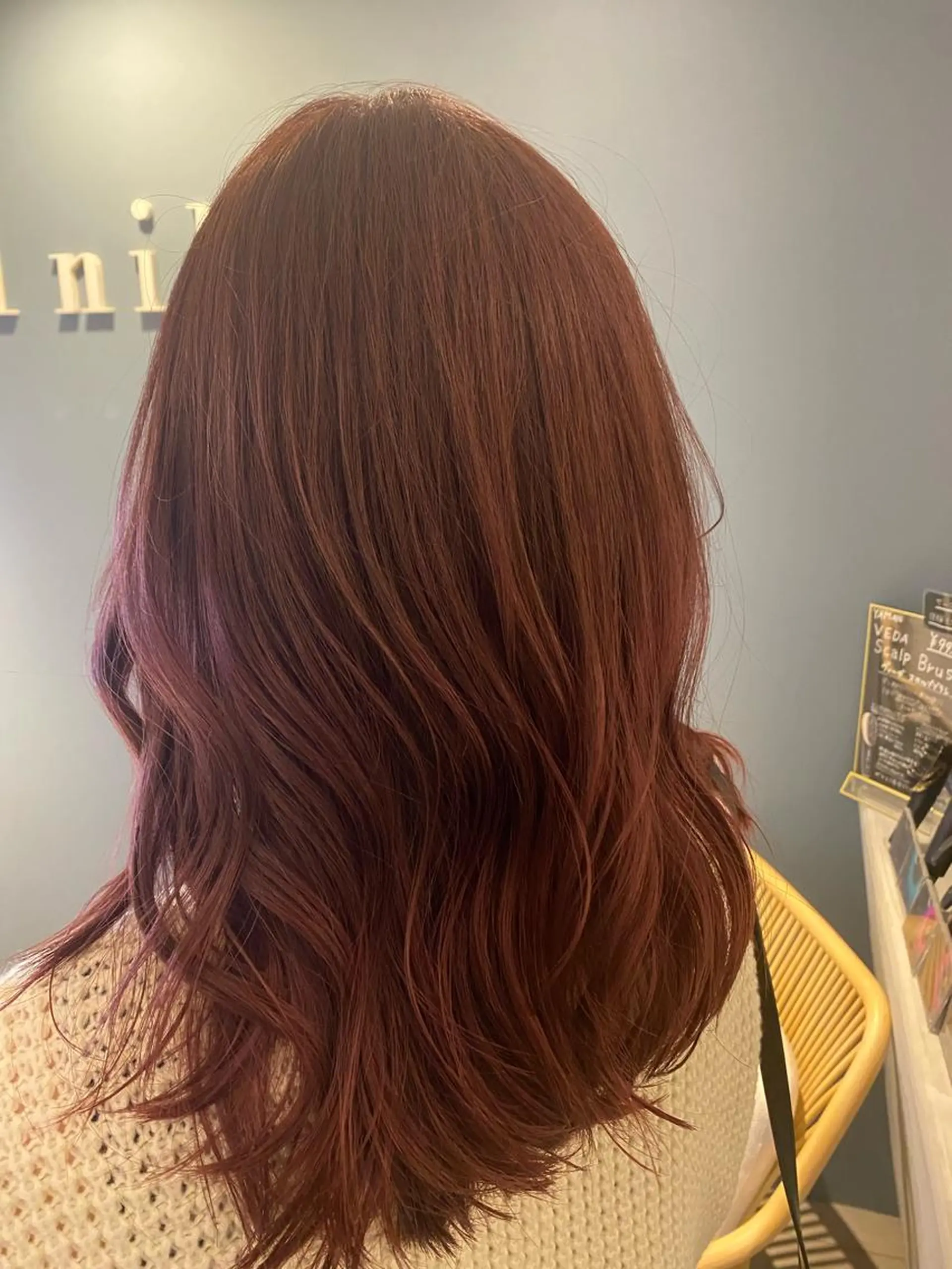 カラー inity Esakaのヘアスタイル