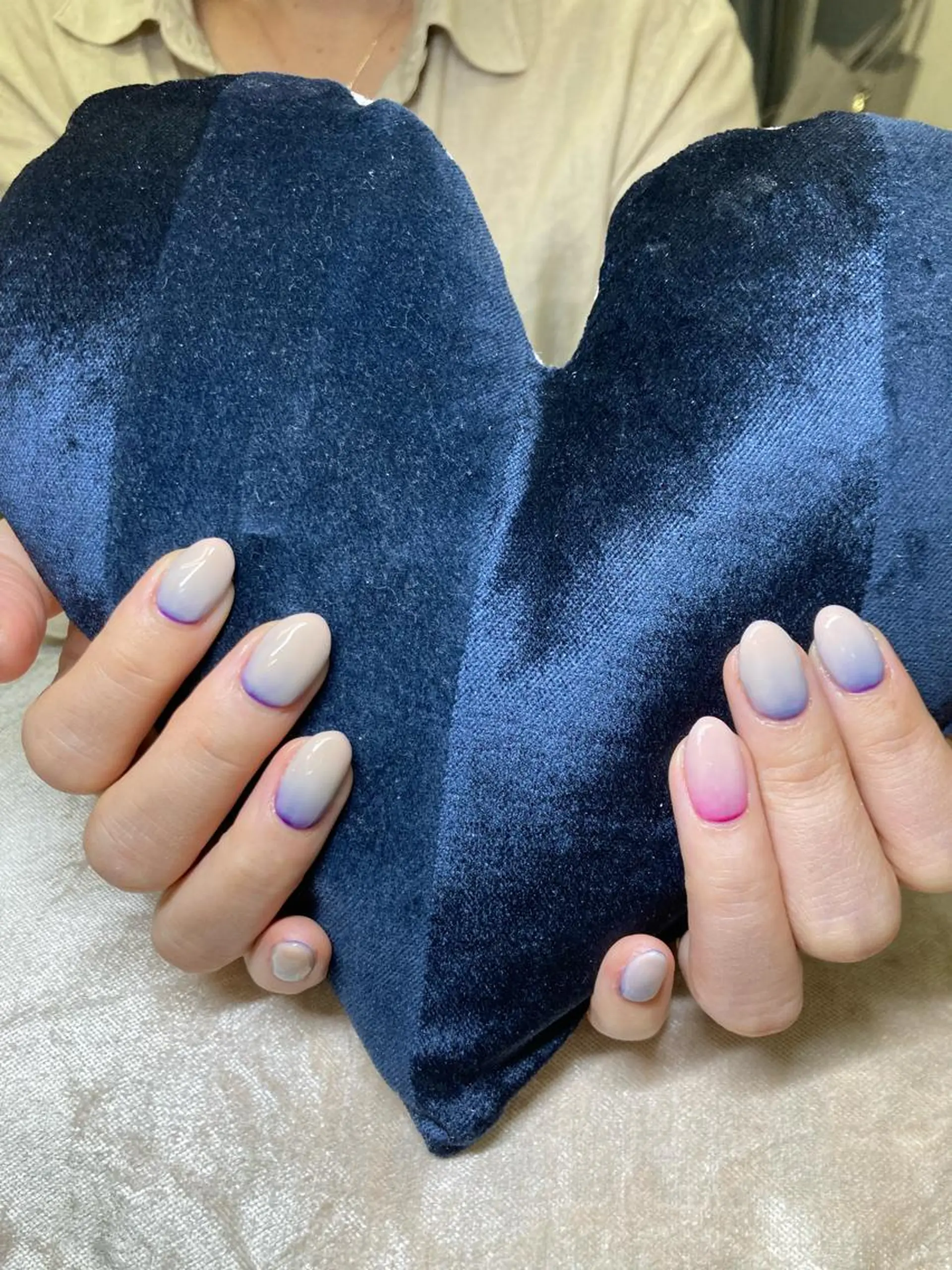 ネイル ECLAT エクラ所属・寺山 千鶴のネイルデザイン