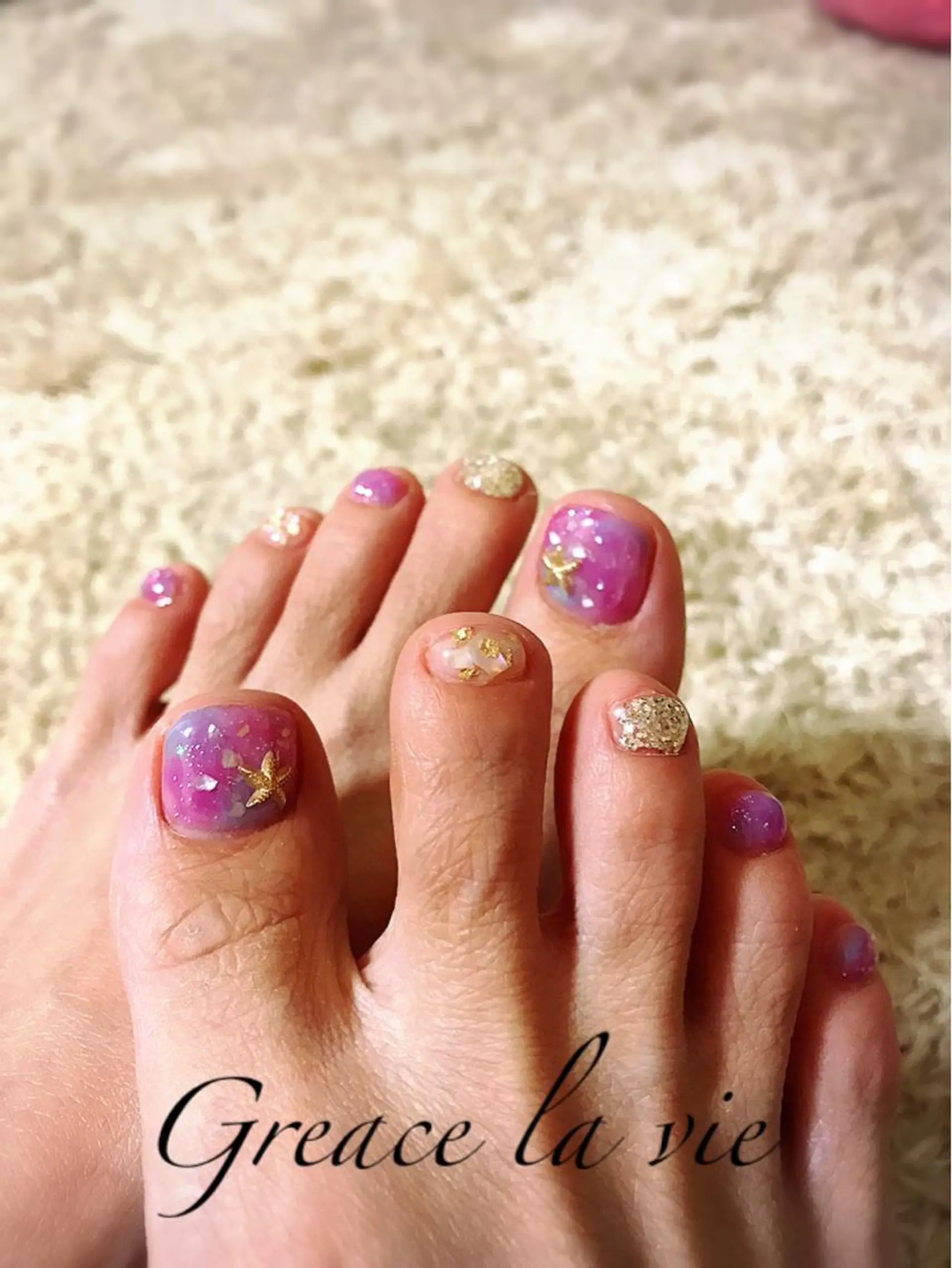 ミディアム カラー ネイル マツエク・マツパ Greace  la vieのネイルデザイン