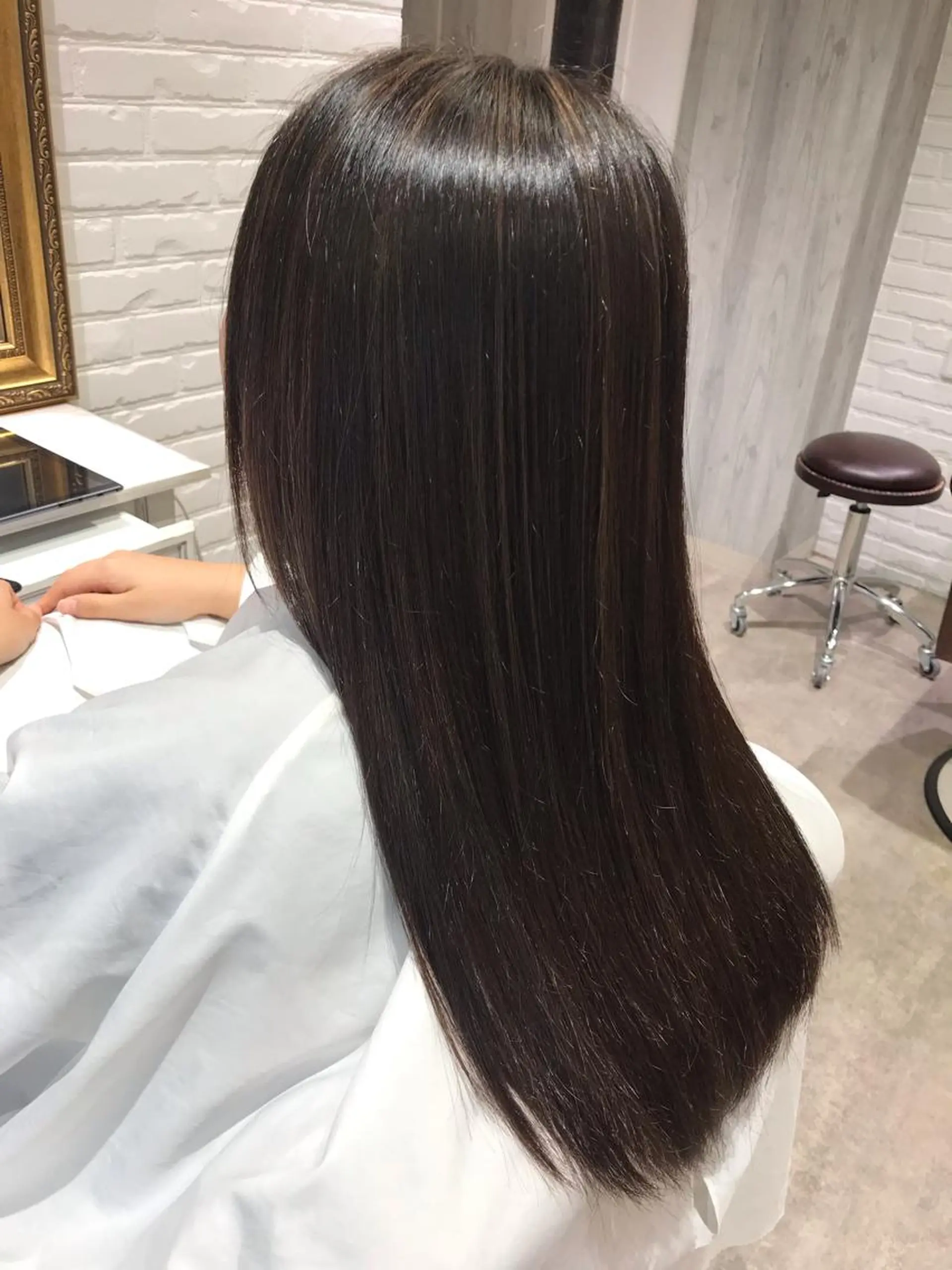 ロング カラー アッシュ ベージュカラー ハイライトカラー ハイライト ロング Renatus店長 金子裕美のヘアスタイル