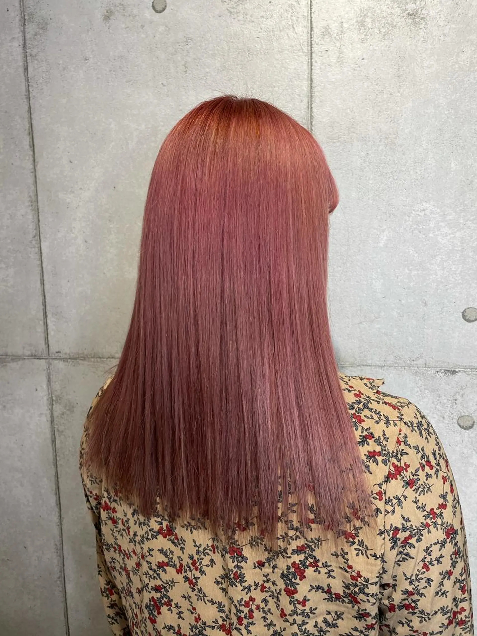 カラー オオカワユウキ 🎀newi池袋のヘアスタイル