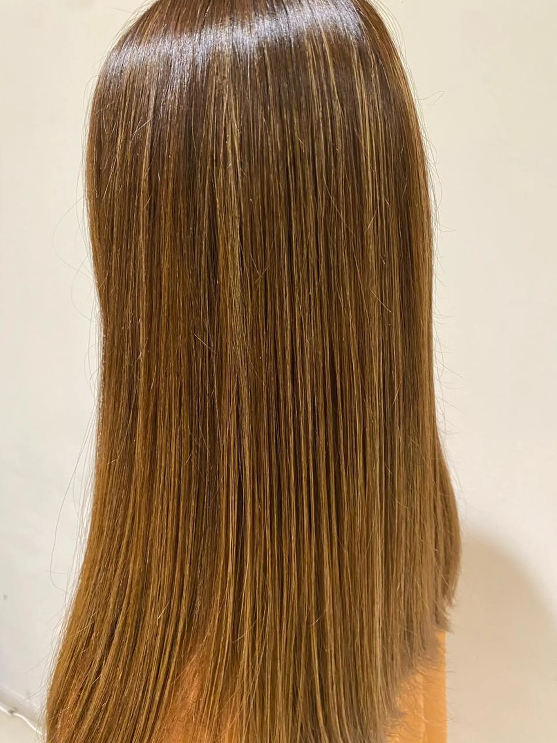 セミロング 高本 明日香のヘアスタイル