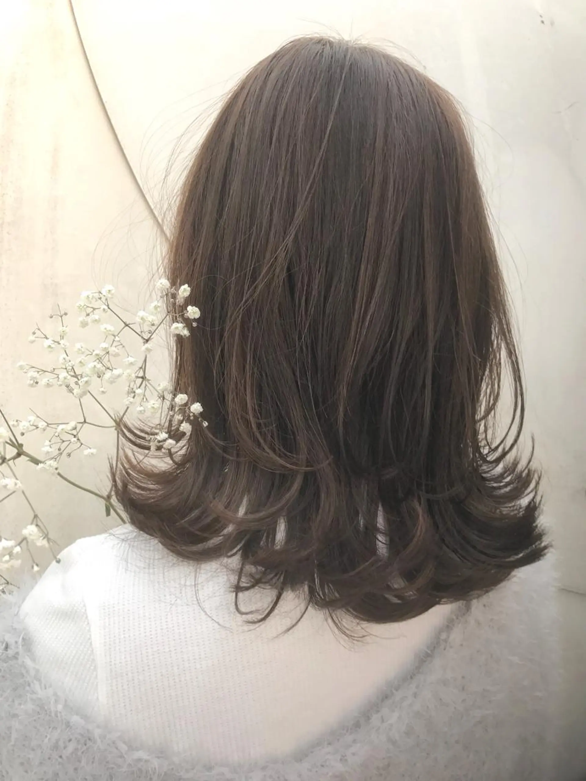 ミディアム カラー アッシュ ブリーチ ハイライトカラー ハイライト 白髪ぼかしハイライト バレイヤージュヤマトのヘアスタイル