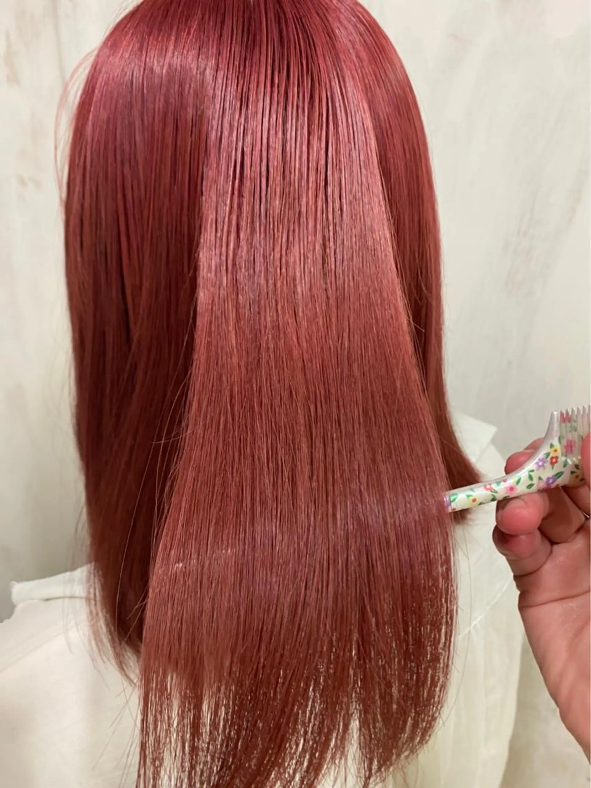 ミディアム カラー ブリーチ レッドカラー Aujuaソムリエ 🎨‎♡HARUのヘアスタイル