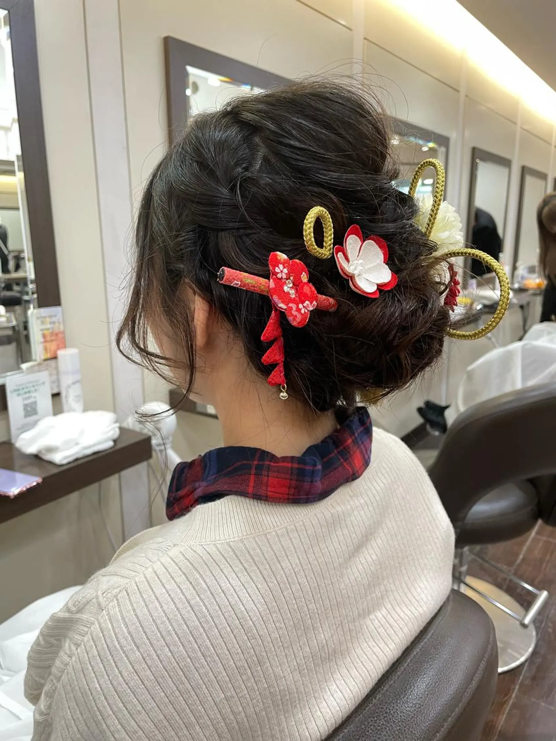 セミロング ヘアアレンジ 成人式 高橋 隆一のヘアスタイル