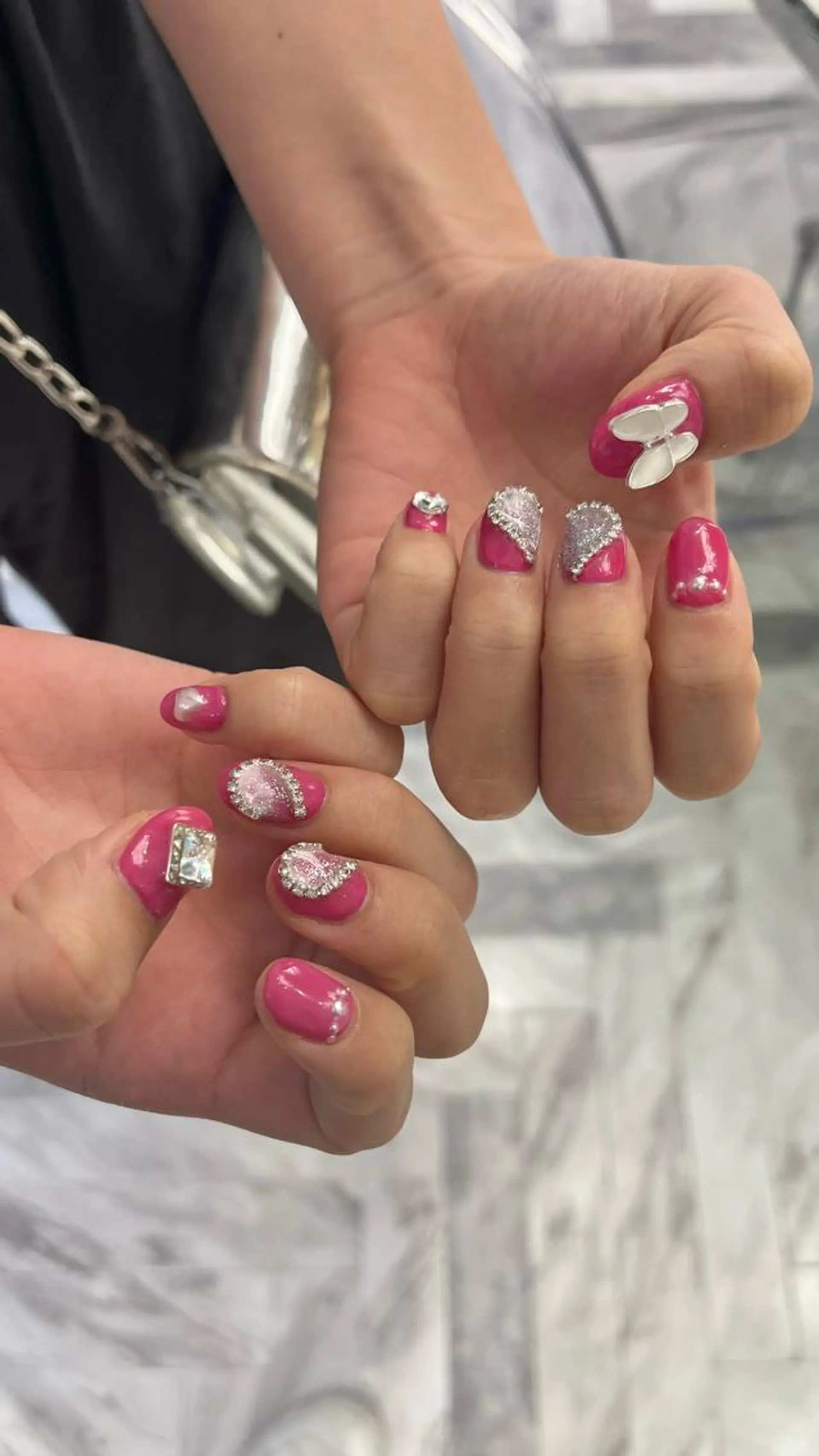 ネイル ハート mai🤍縮毛酸性ス トレート/アイリストのヘアスタイル