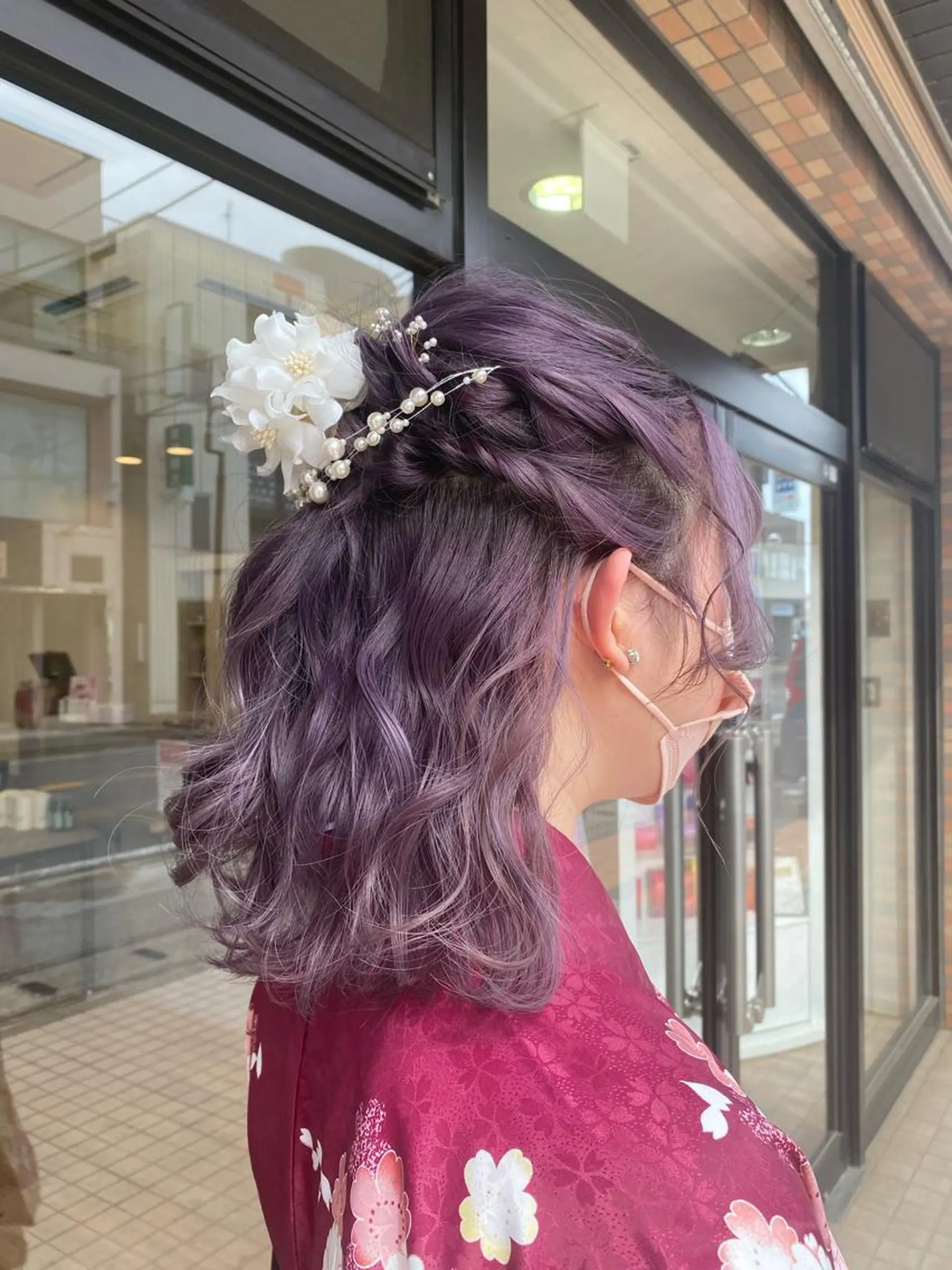 ロング ヘアアレンジ 成人式 卒業式のヘアスタイル 千葉ハイトーンカラー KASUMIのヘアスタイル