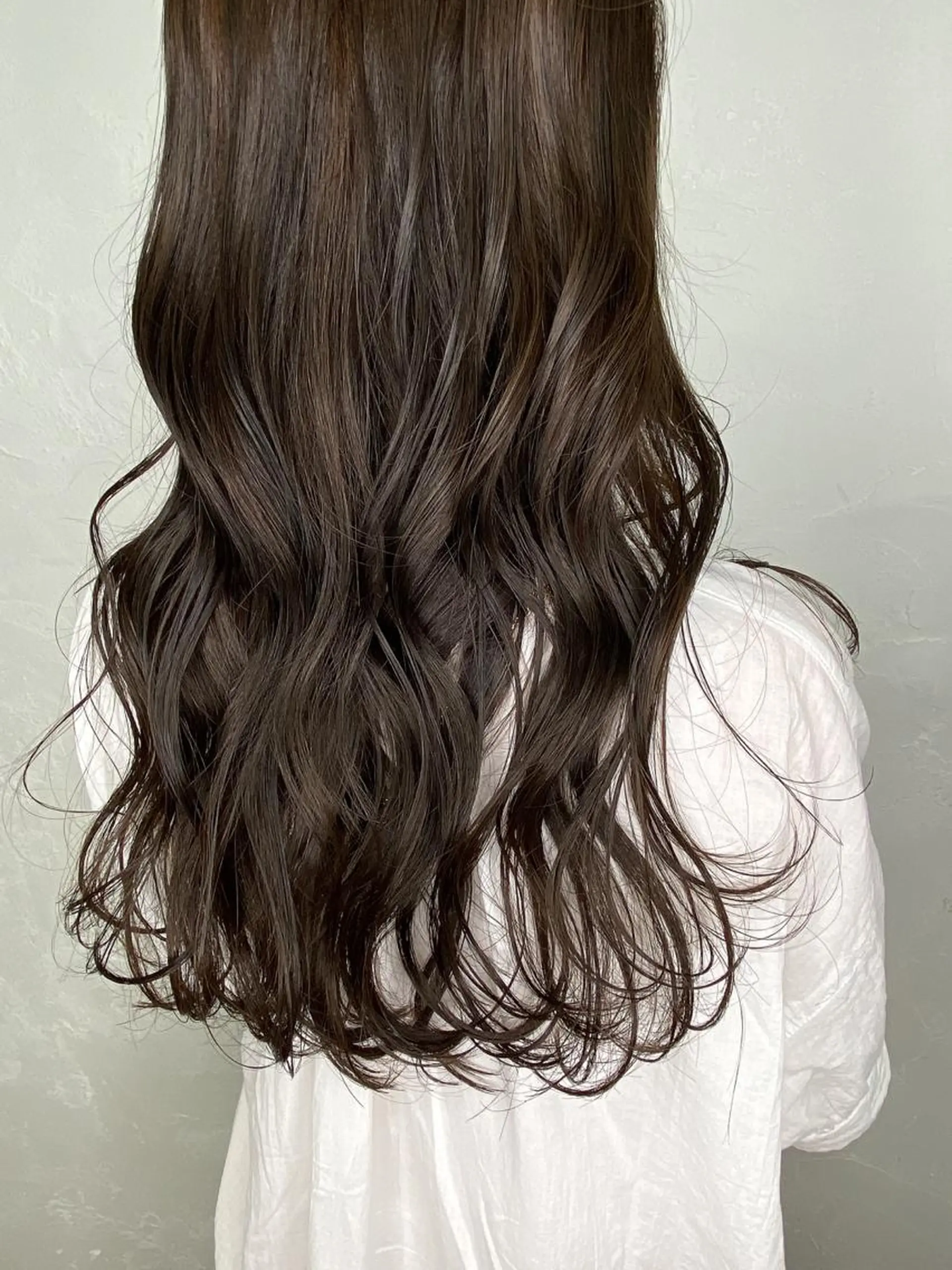 セミロング ヘアカラー ヘアセット 大良 彩水のヘアスタイル