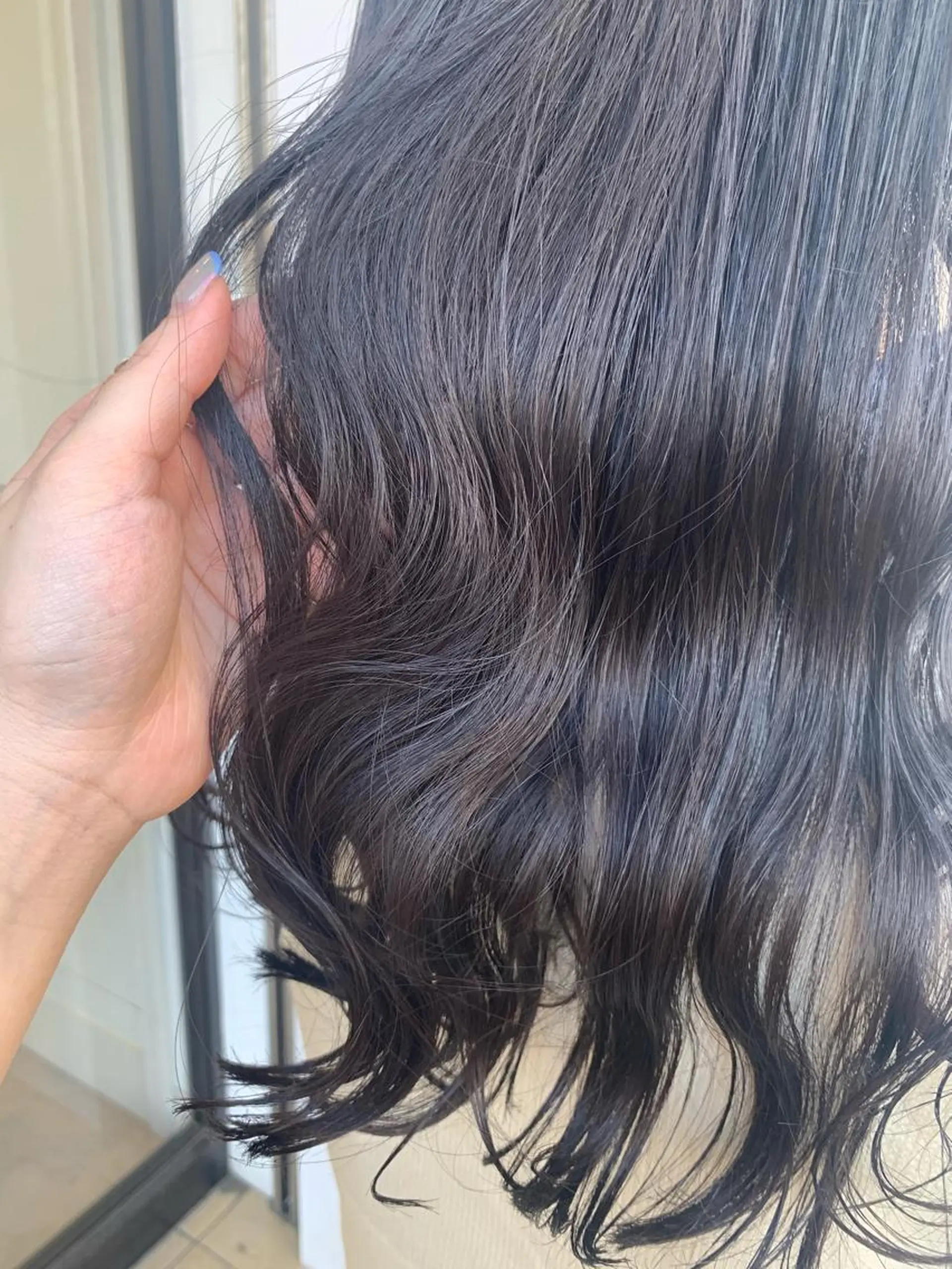 セミロング カラー アディクシーカラー 透明感カラー ヘアカラー トリートメント ウスイ ハルカのヘアスタイル
