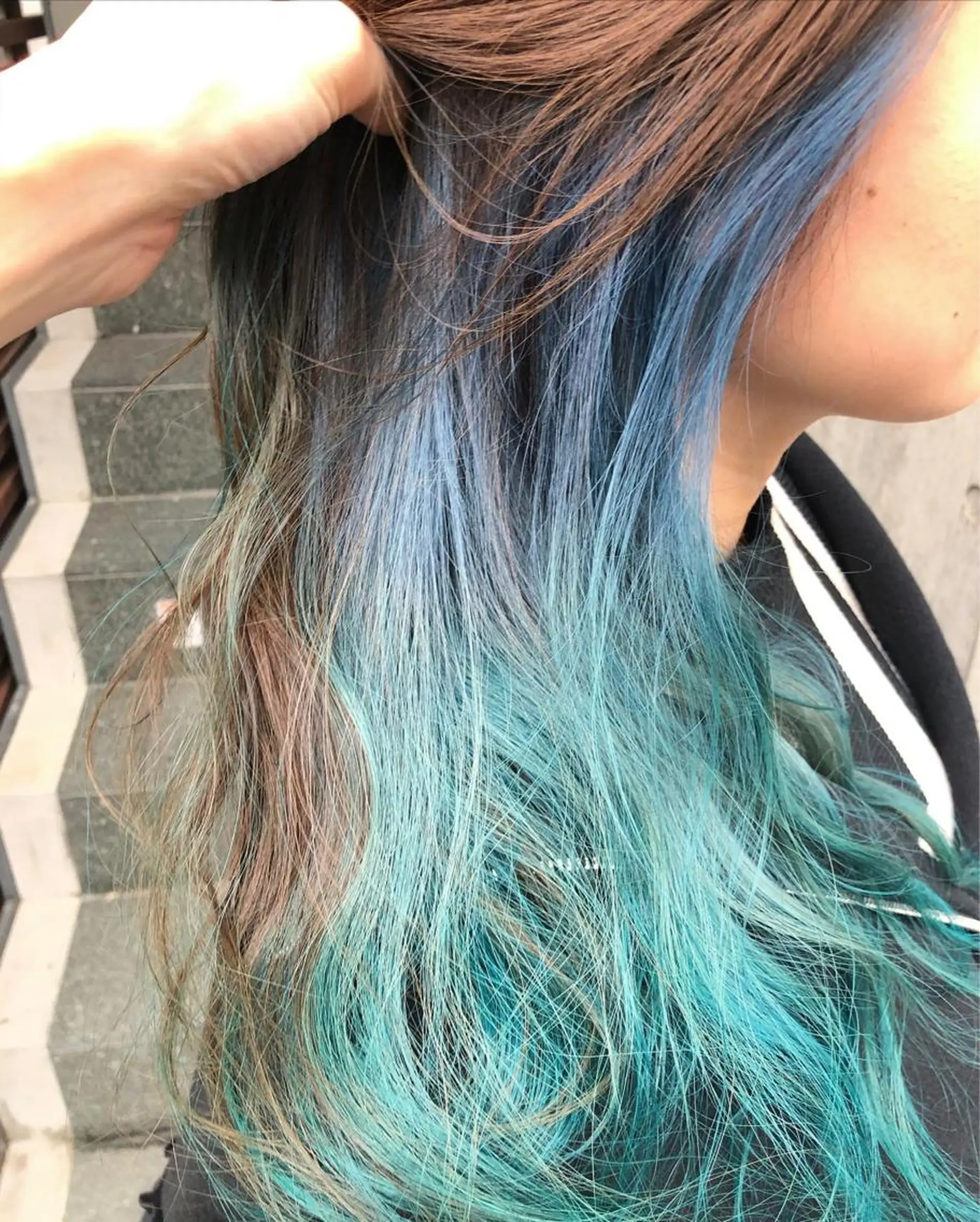 ロング カラー ショートボブ アッシュ バレイヤージュ ミストバング ベージュカラー カット ヘアカラー トリートメント 原宿サロン代表 デザインカラー伊藤卓のヘアスタイル